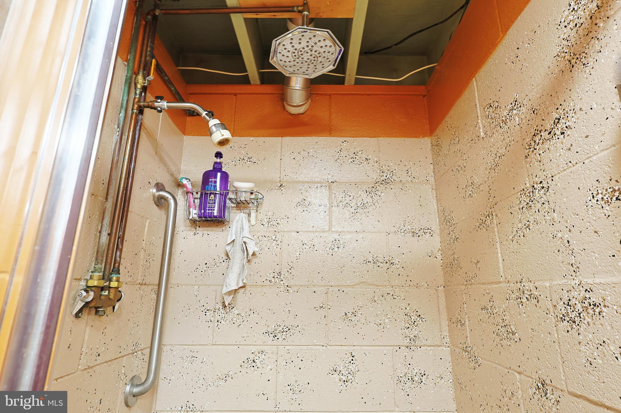 OLD FURNACE RD - Residential