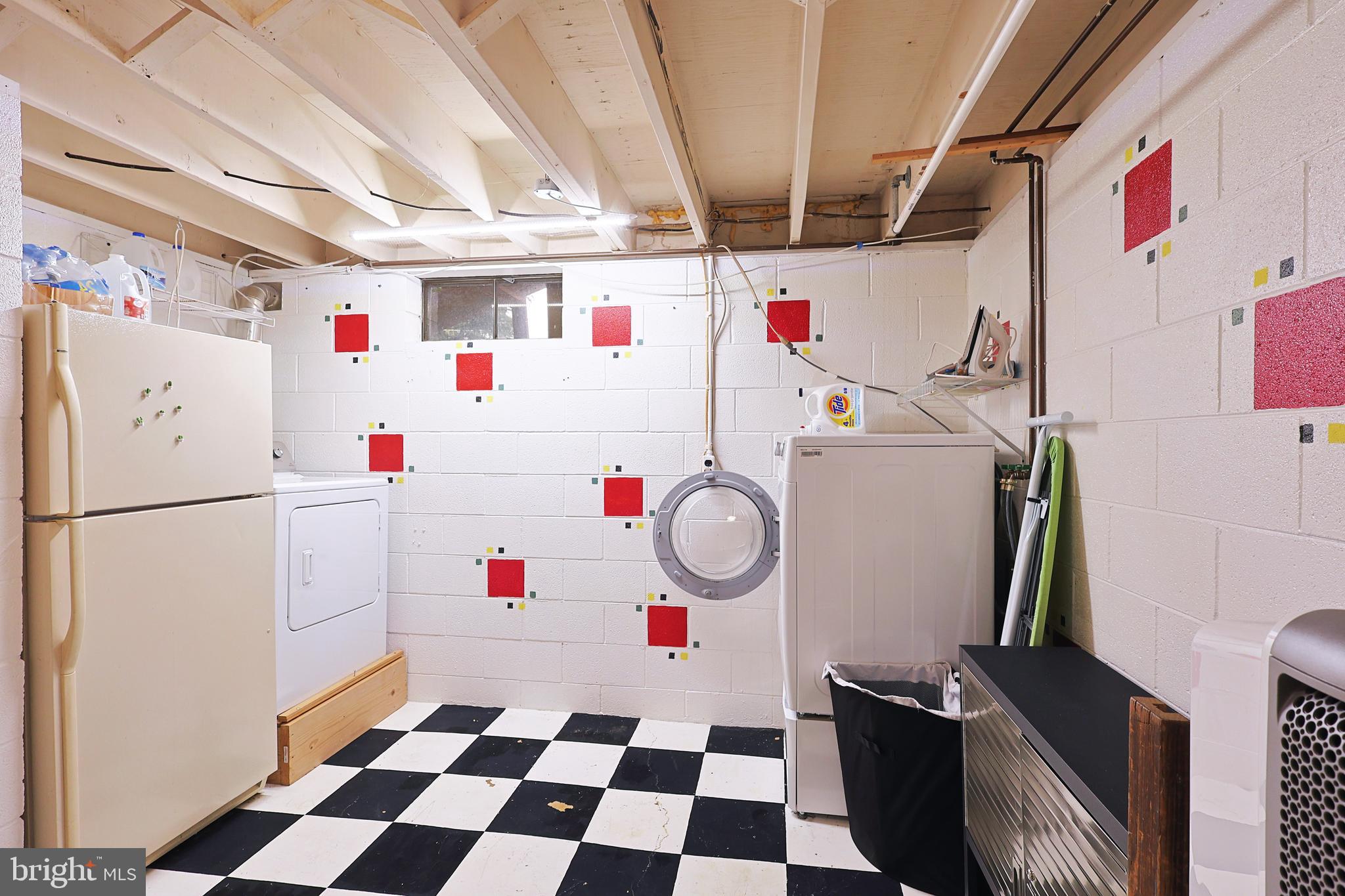 OLD FURNACE RD - Residential