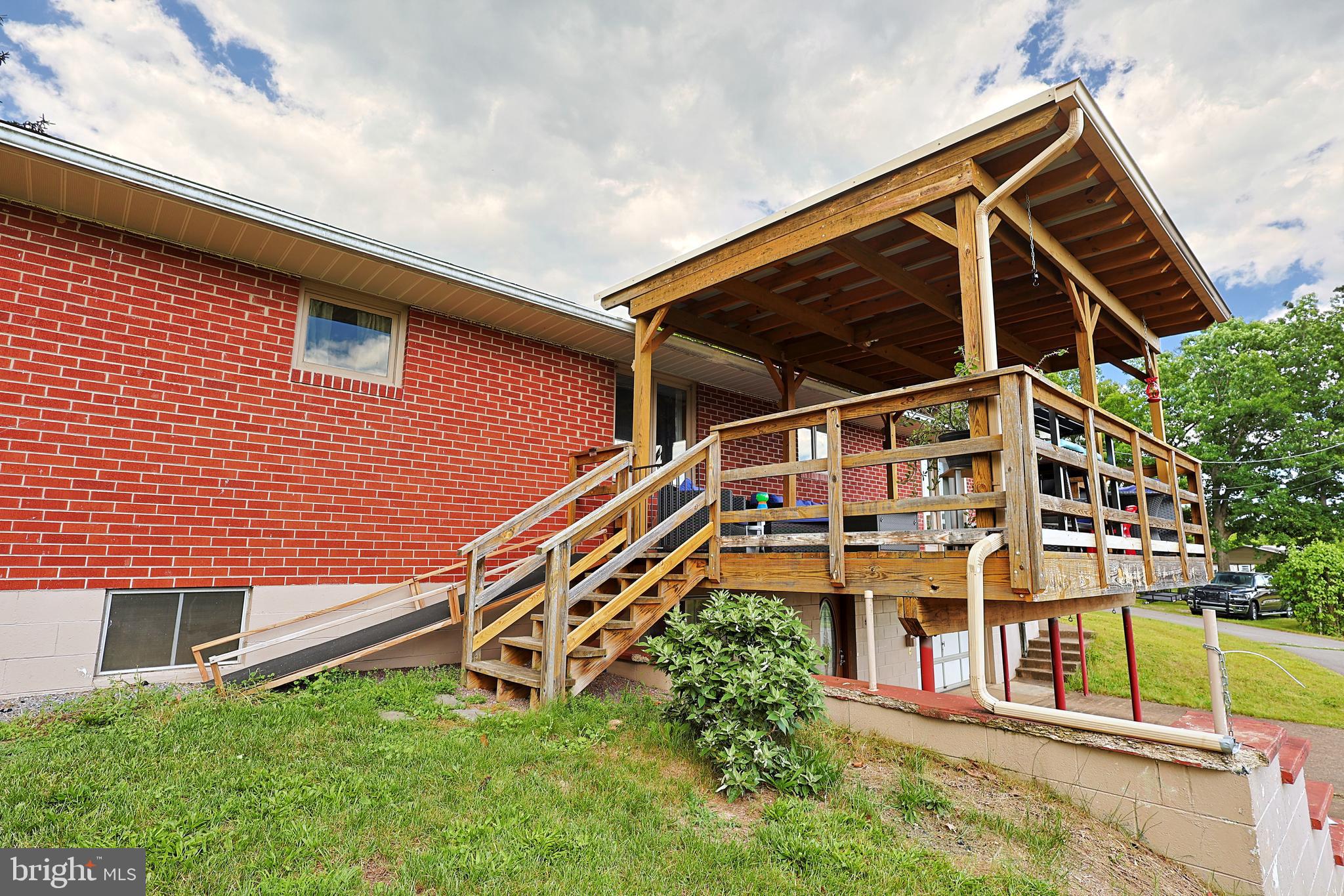 OLD FURNACE RD - Residential