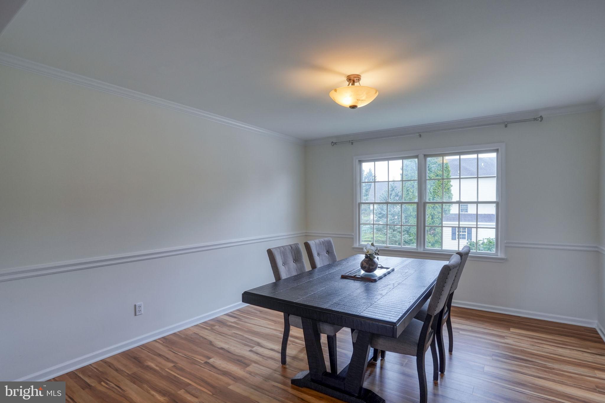 MANSION FARMS - Residential