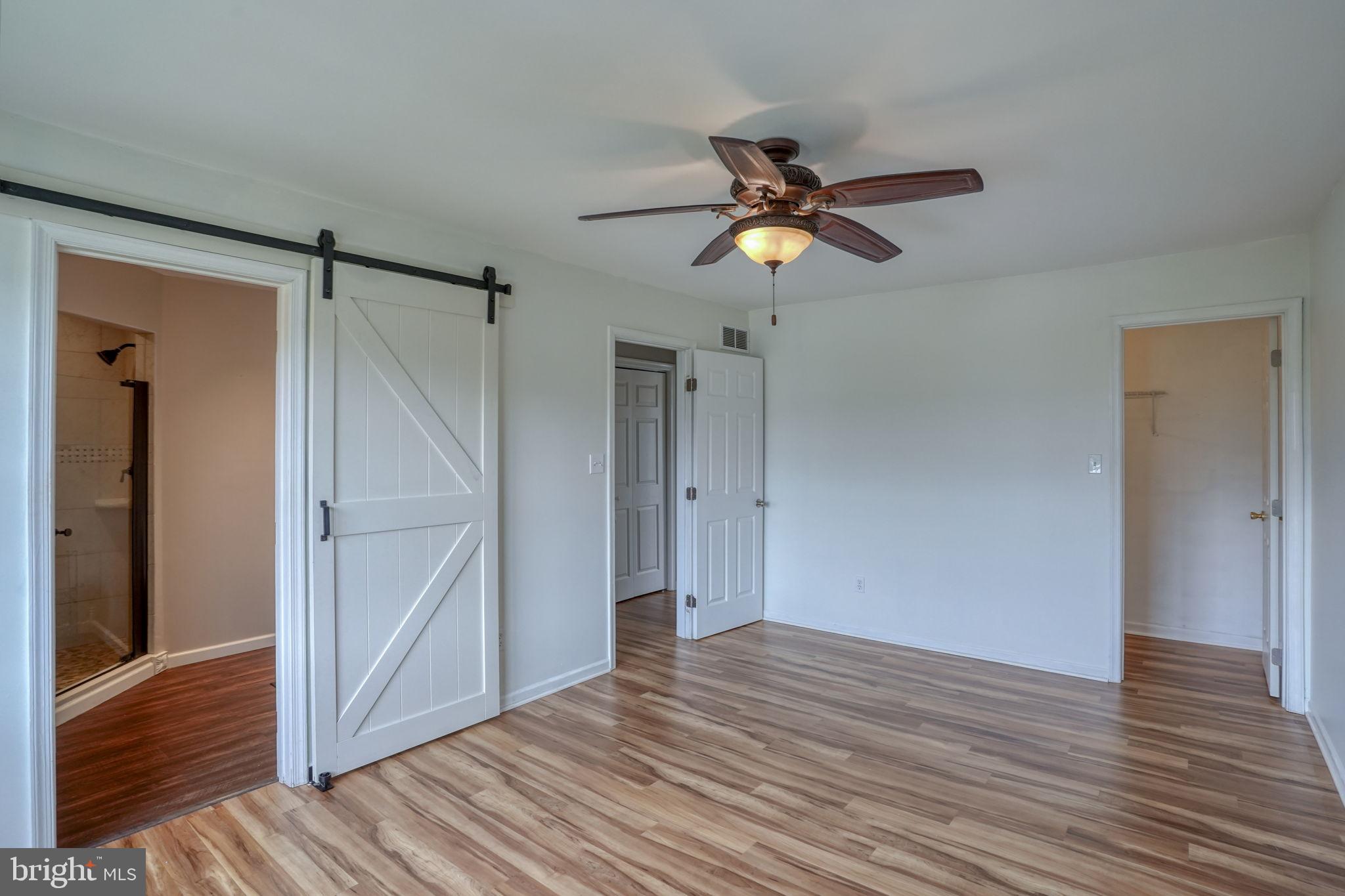 MANSION FARMS - Residential