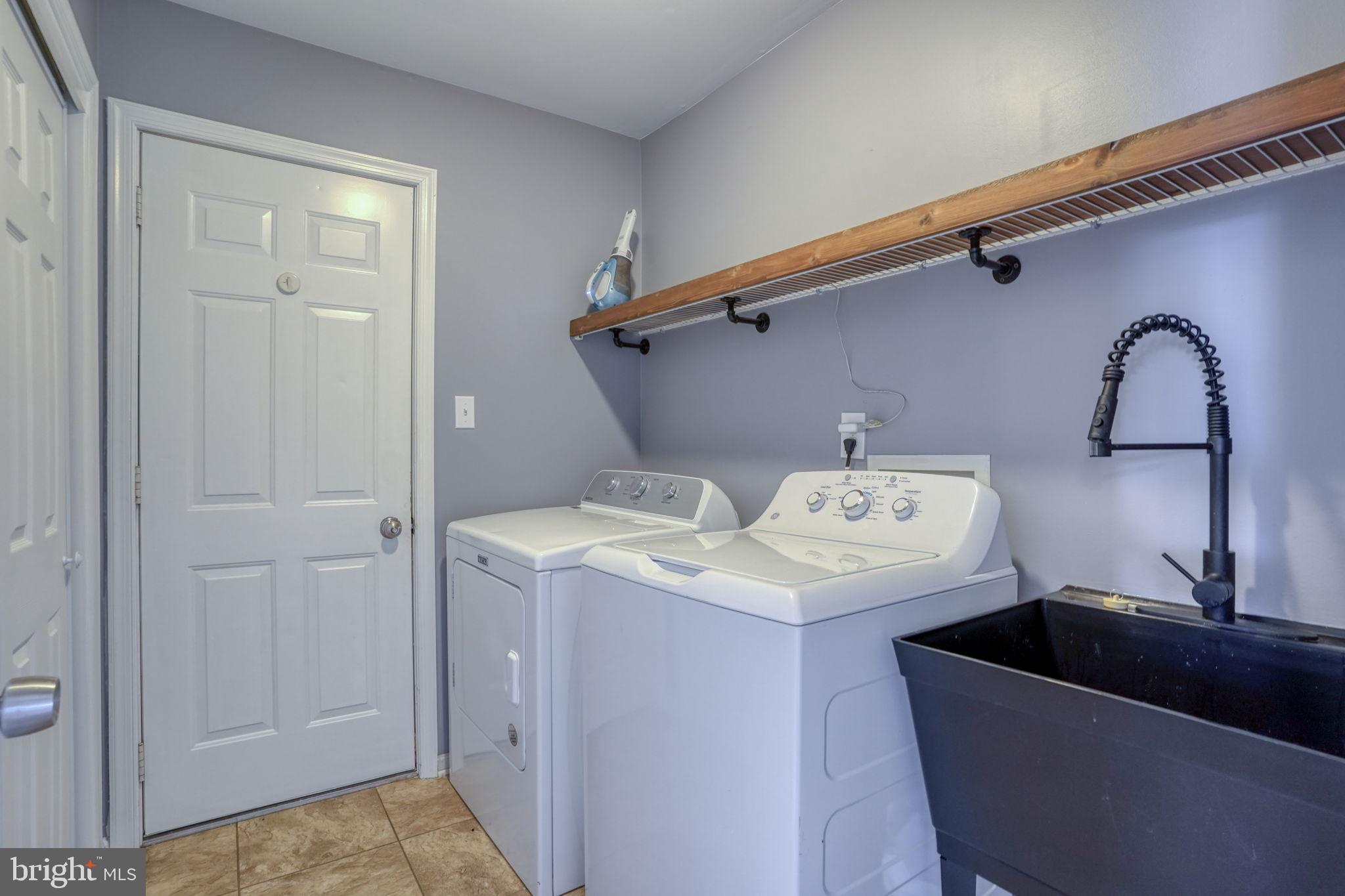 MANSION FARMS - Residential