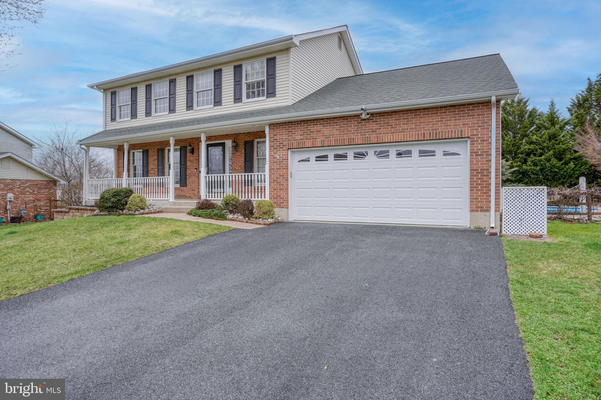 MANSION FARMS - Residential