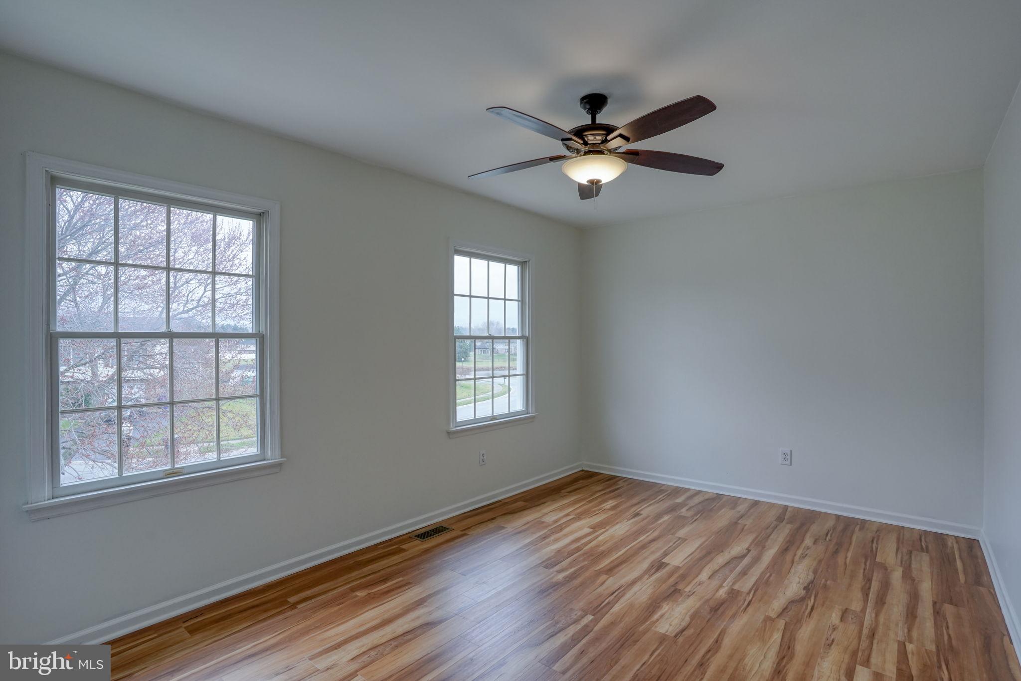 MANSION FARMS - Residential