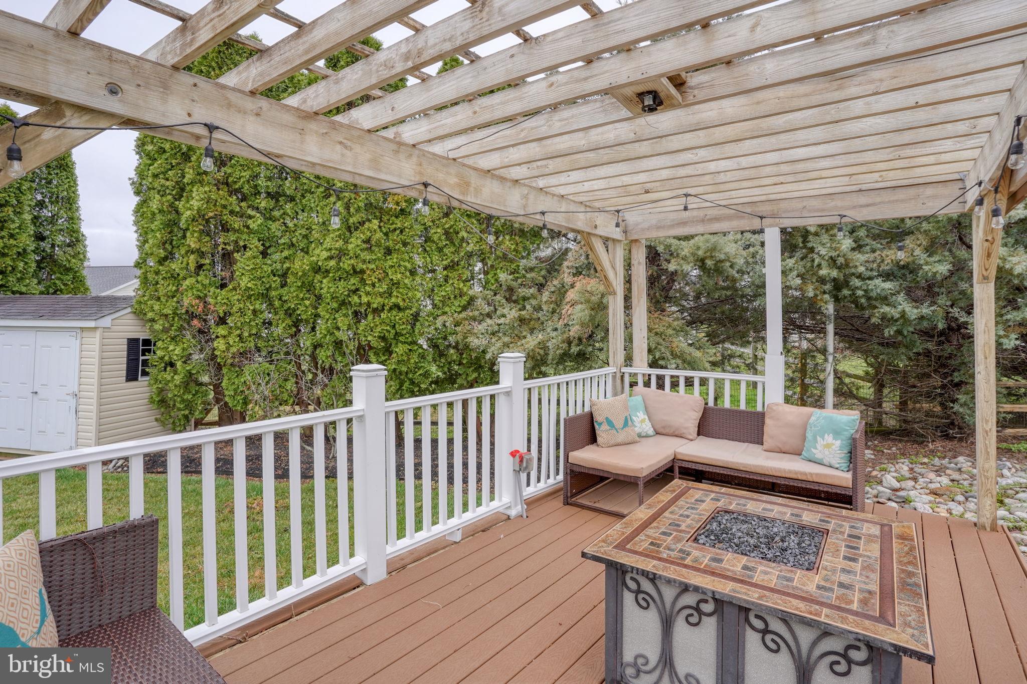 MANSION FARMS - Residential