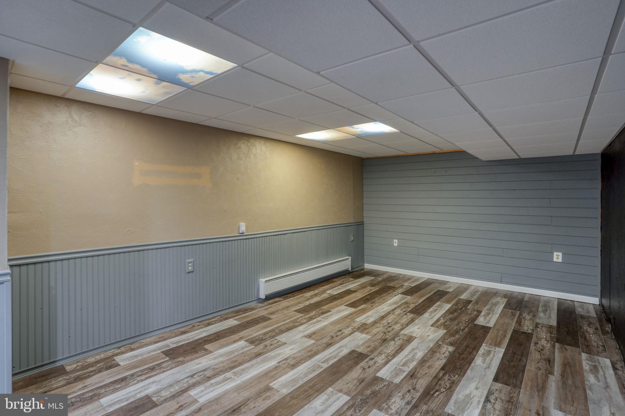 MANSION FARMS - Residential