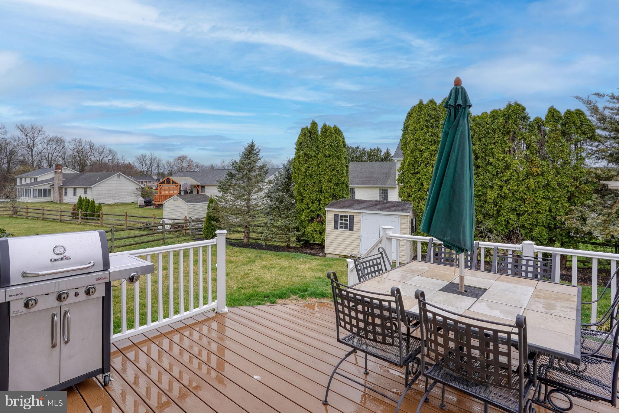 MANSION FARMS - Residential