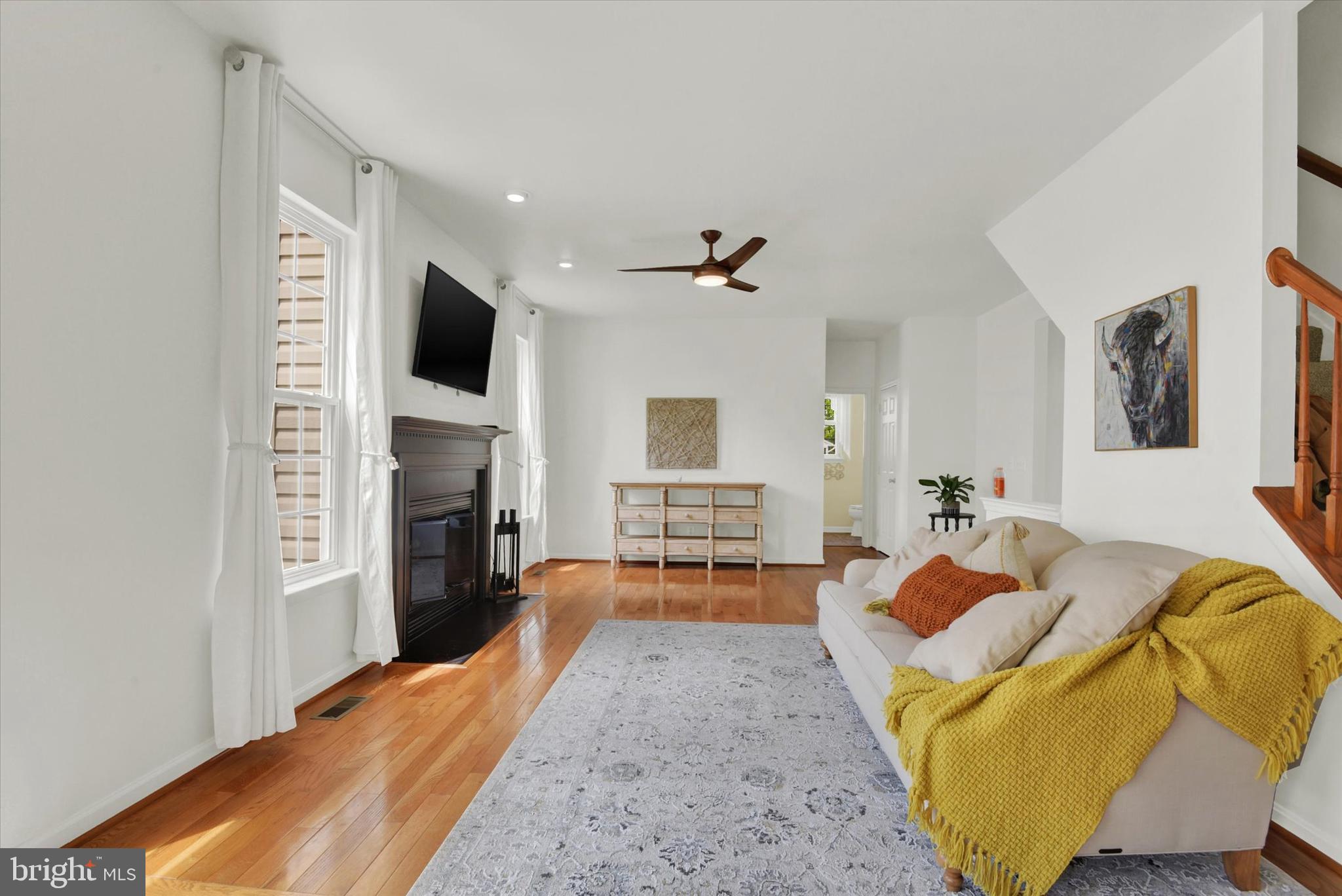 MEADOWBROOK - Residential