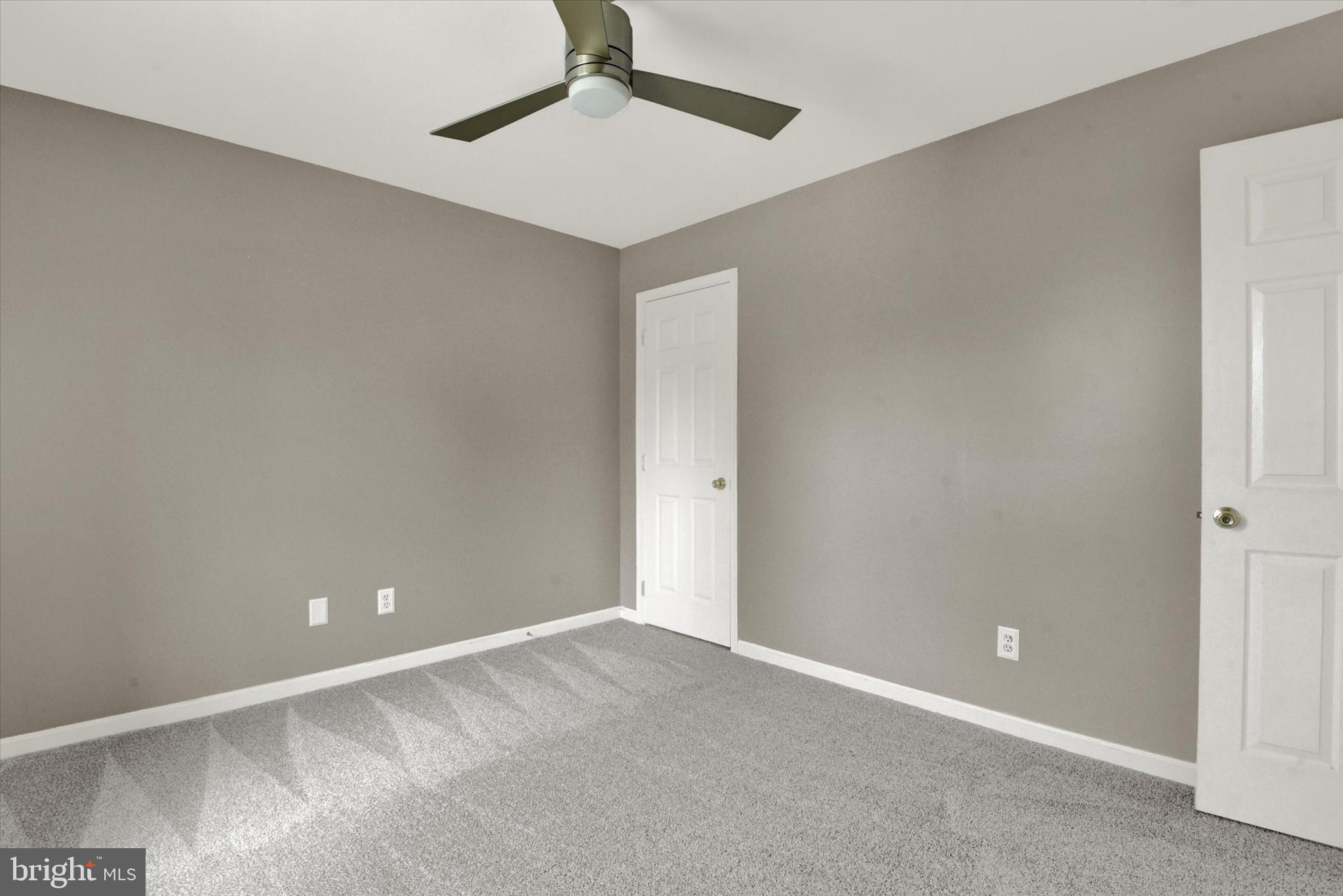 MEADOWBROOK - Residential