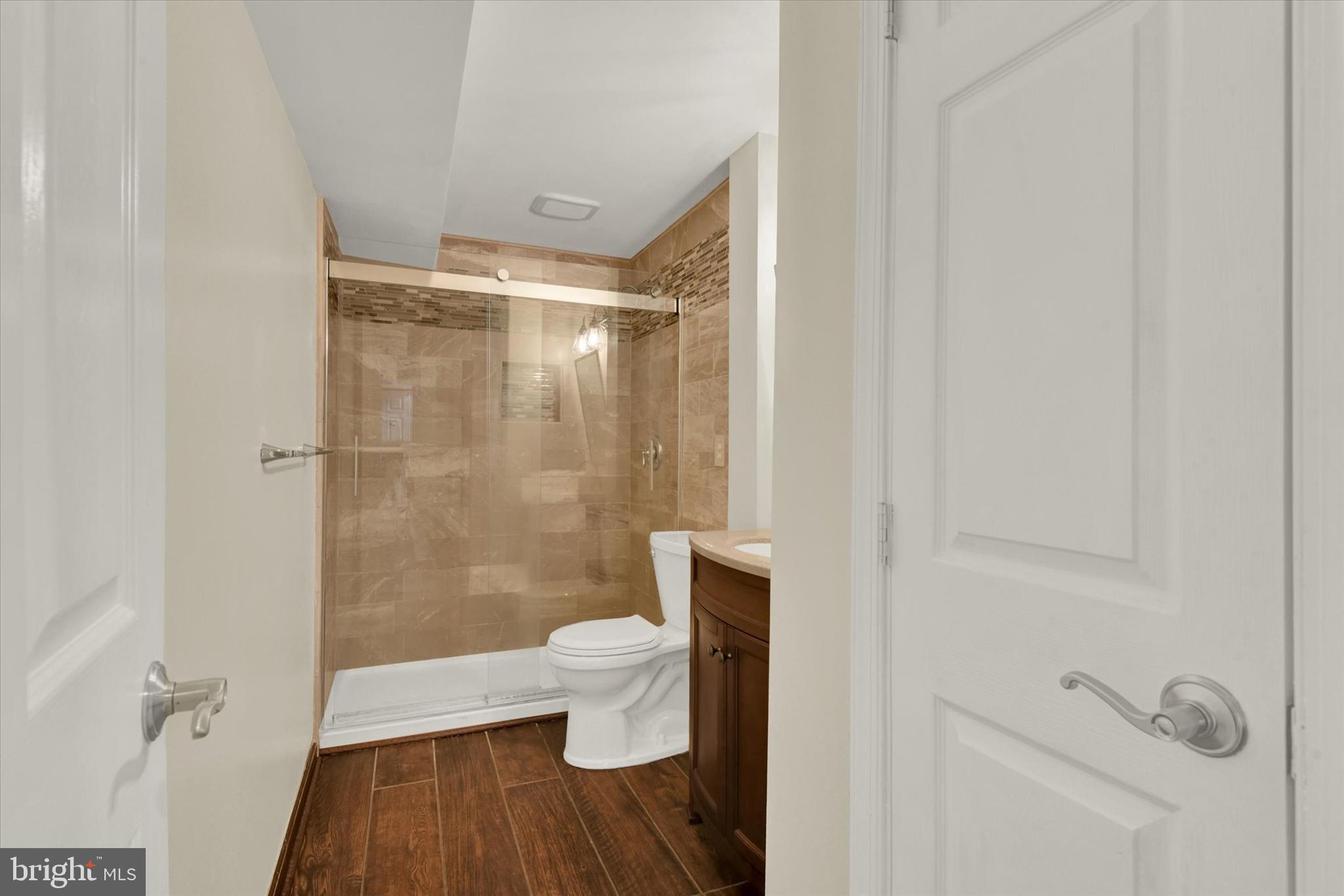 MEADOWBROOK - Residential