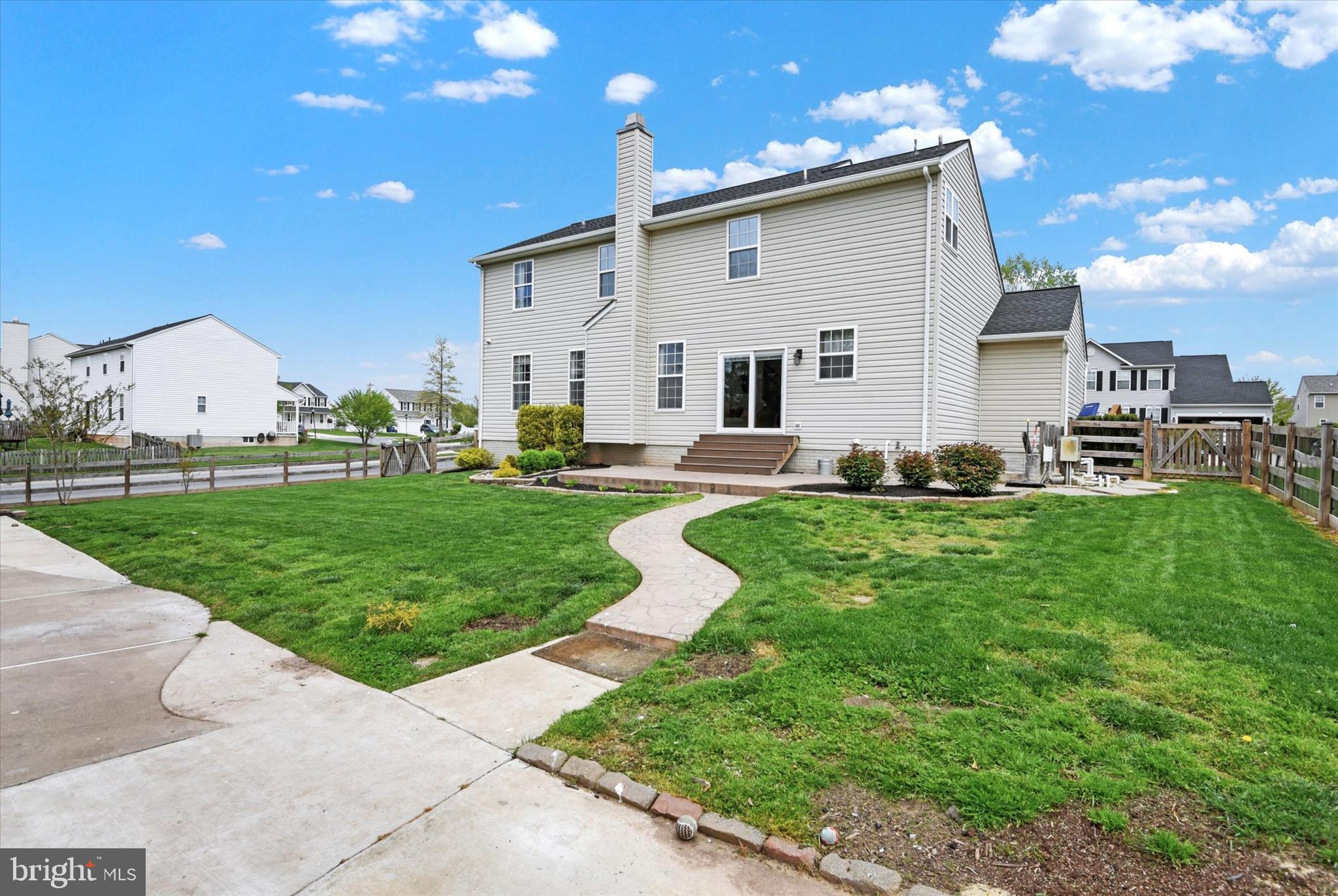 MEADOWBROOK - Residential