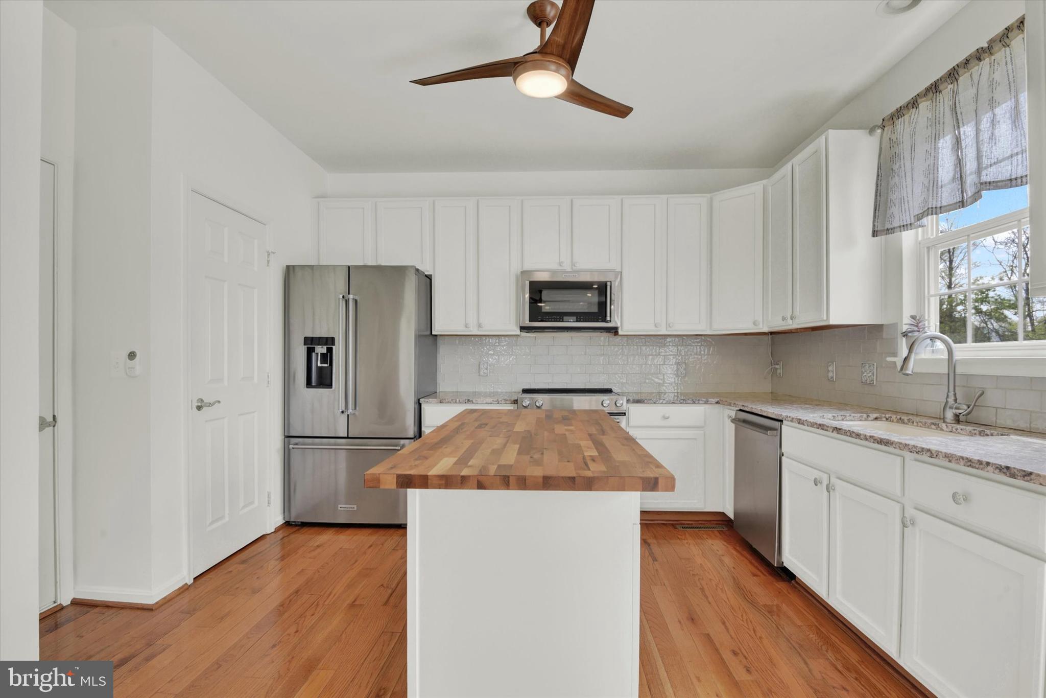 MEADOWBROOK - Residential