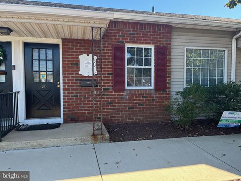 Photo of 941 Whitehorse Mercerville Road, HAMILTON, NJ 08610 (MLS # NJME2070092)