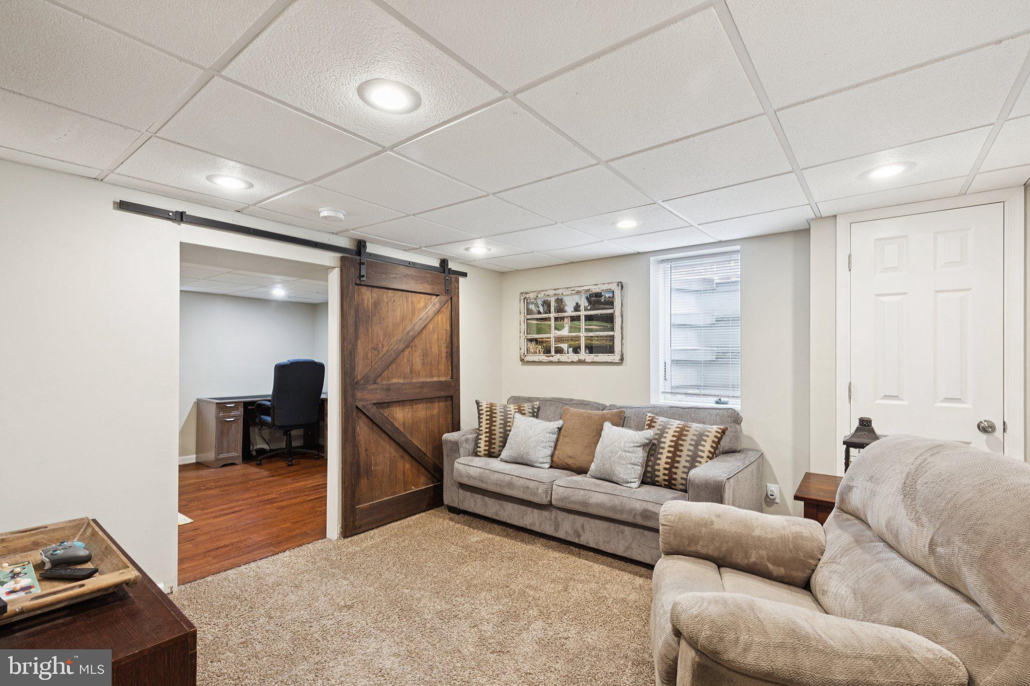 WEAVERS POND - Residential