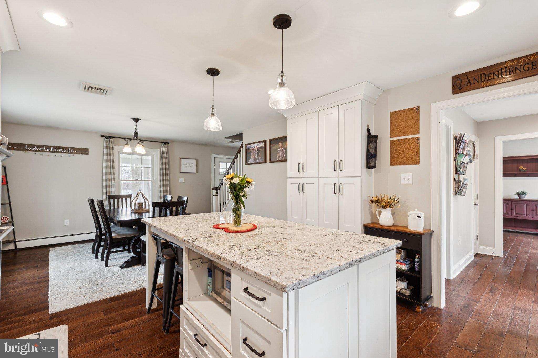 WEAVERS POND - Residential