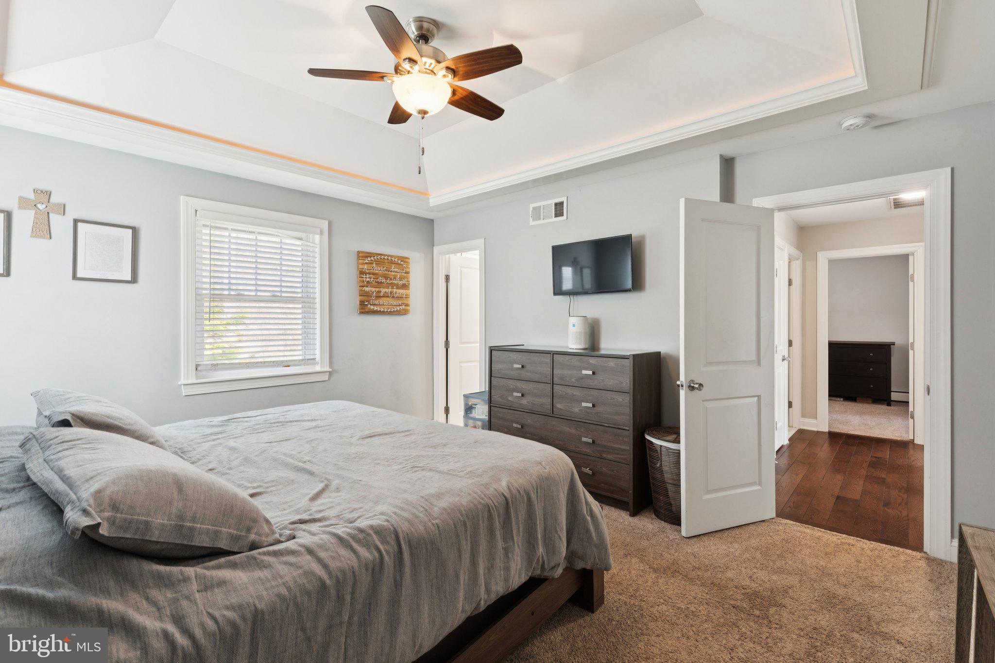 WEAVERS POND - Residential