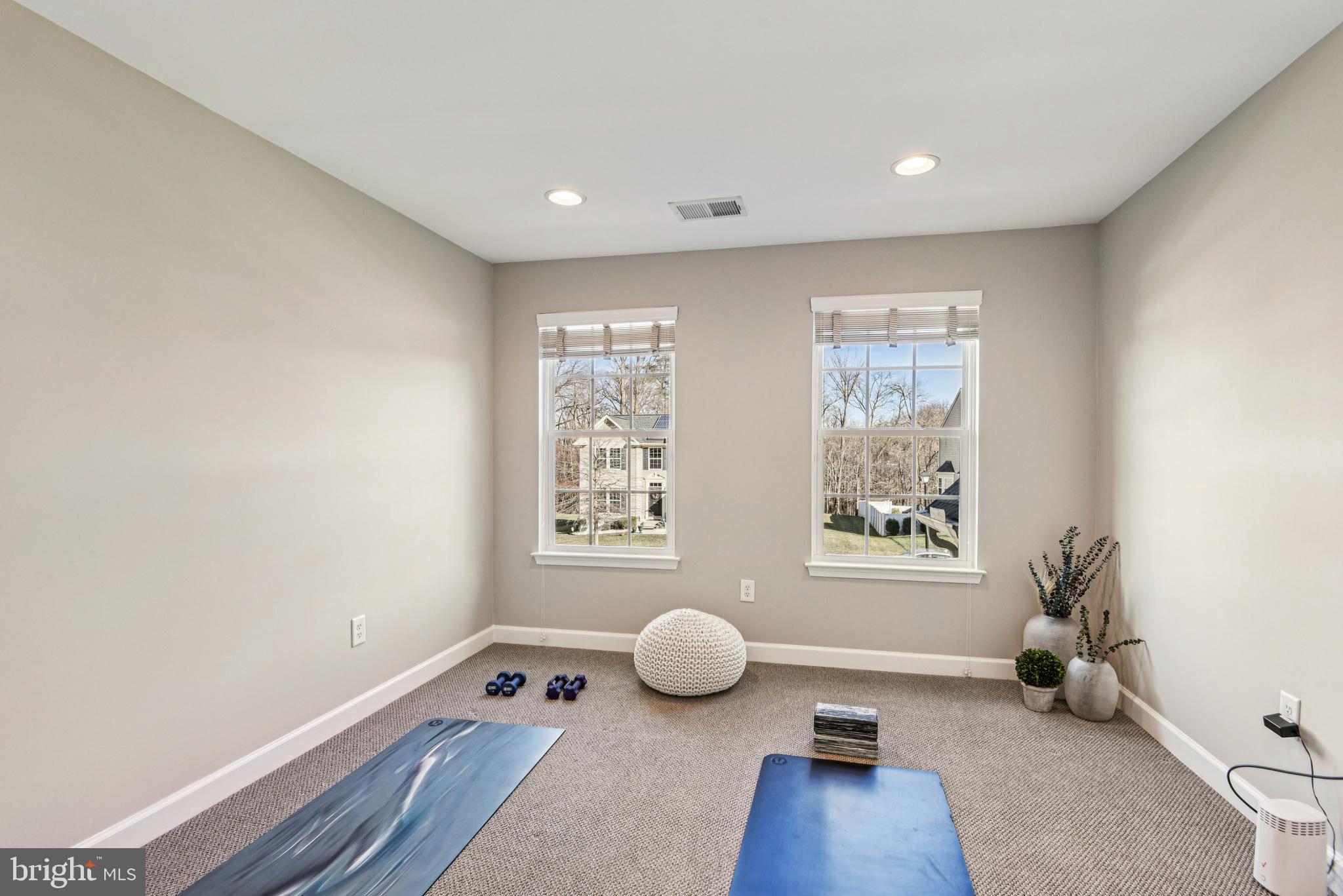 WATERBURY FOREST - Residential