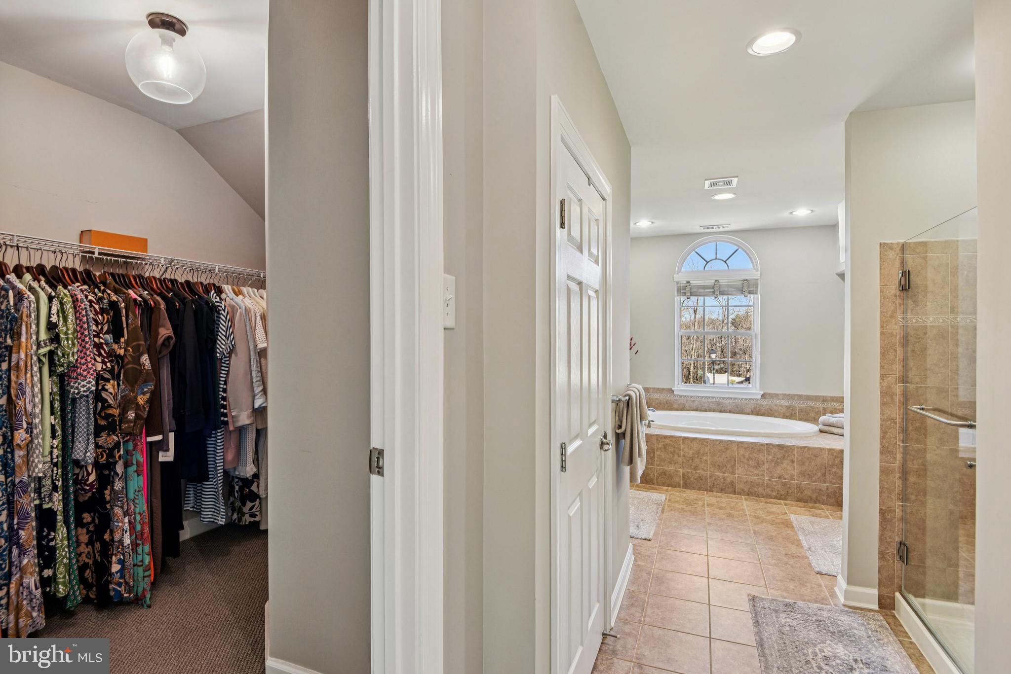 WATERBURY FOREST - Residential