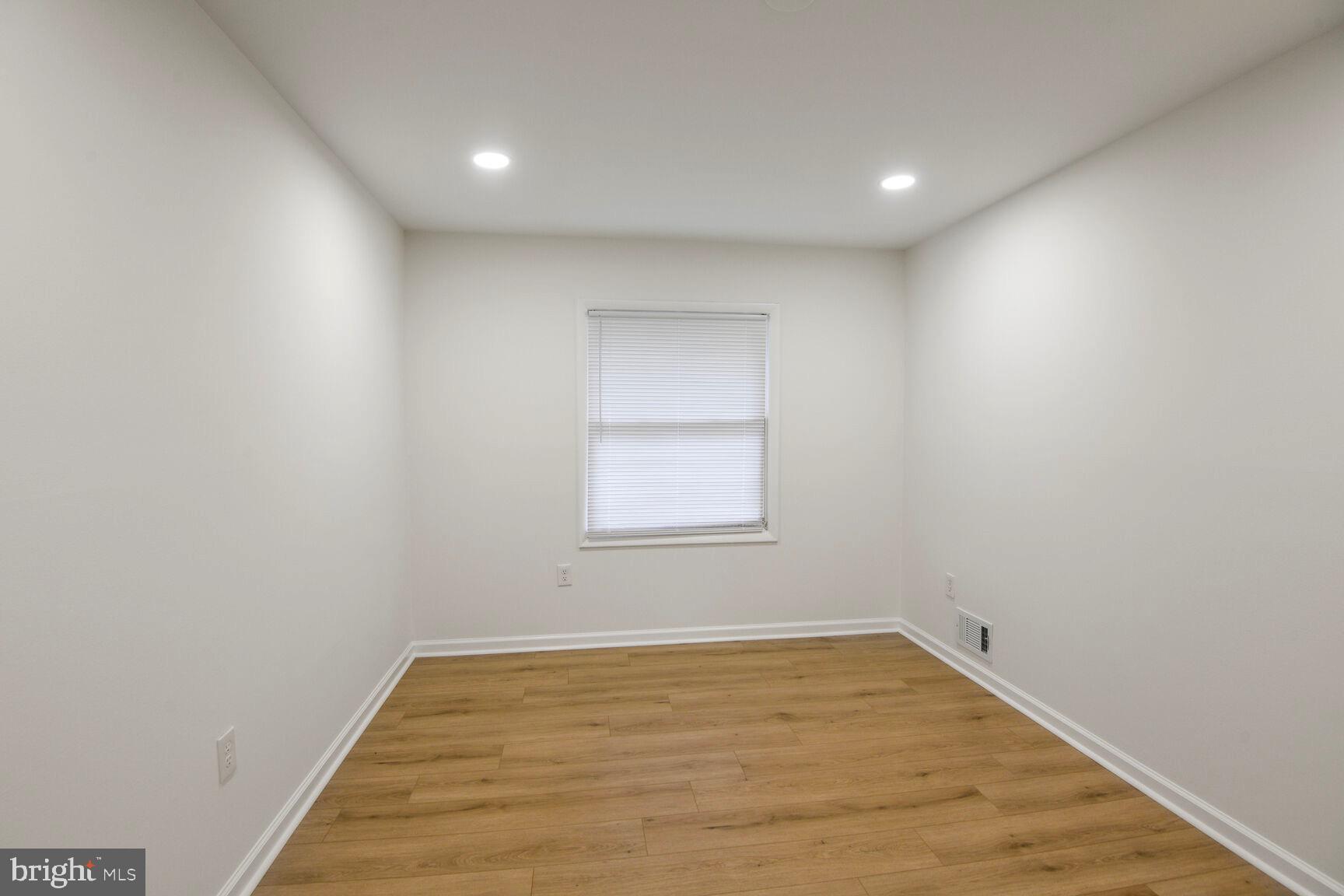 2013 ABERDEEN DRIVE