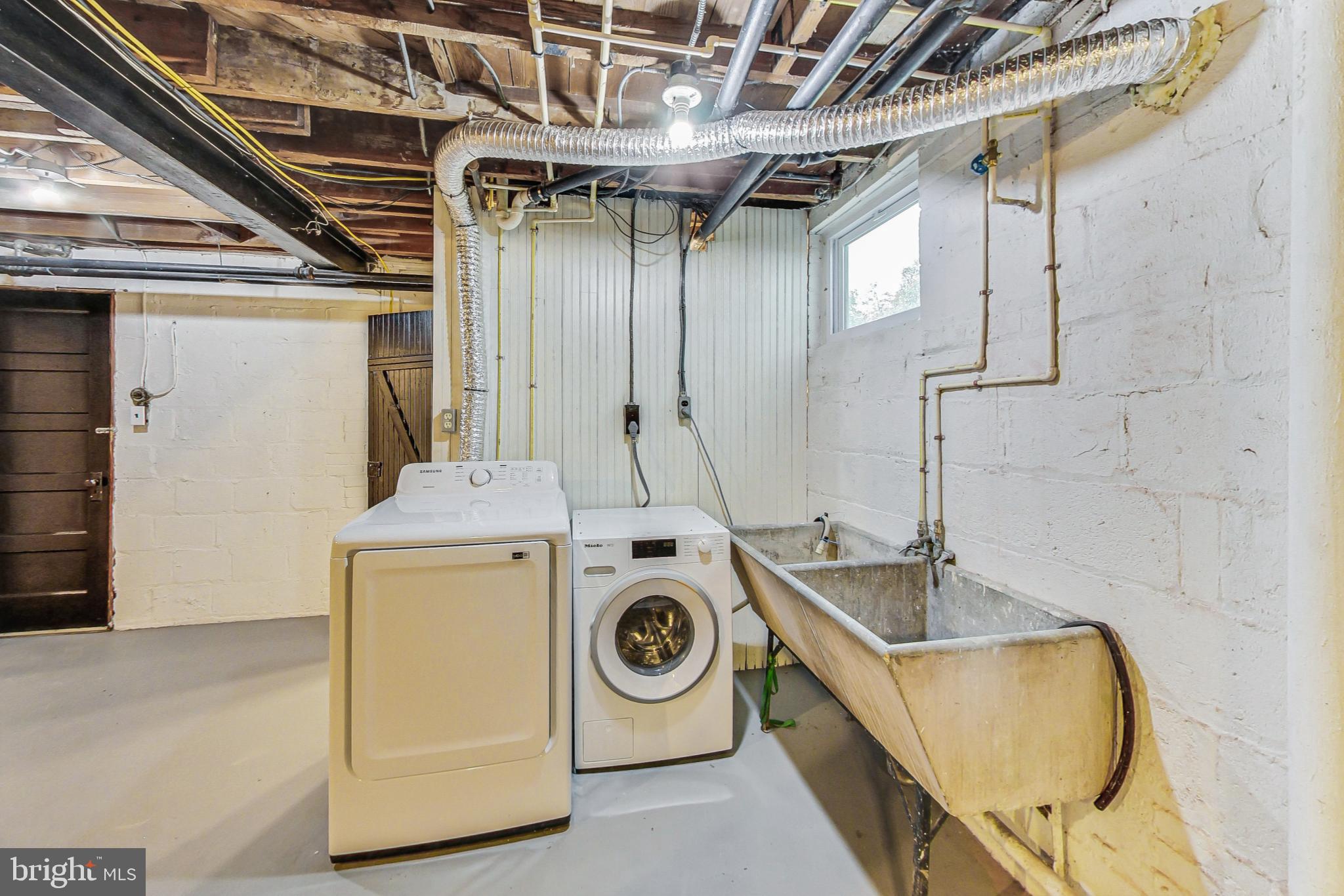 INDIAN SPRING PARK - Residential