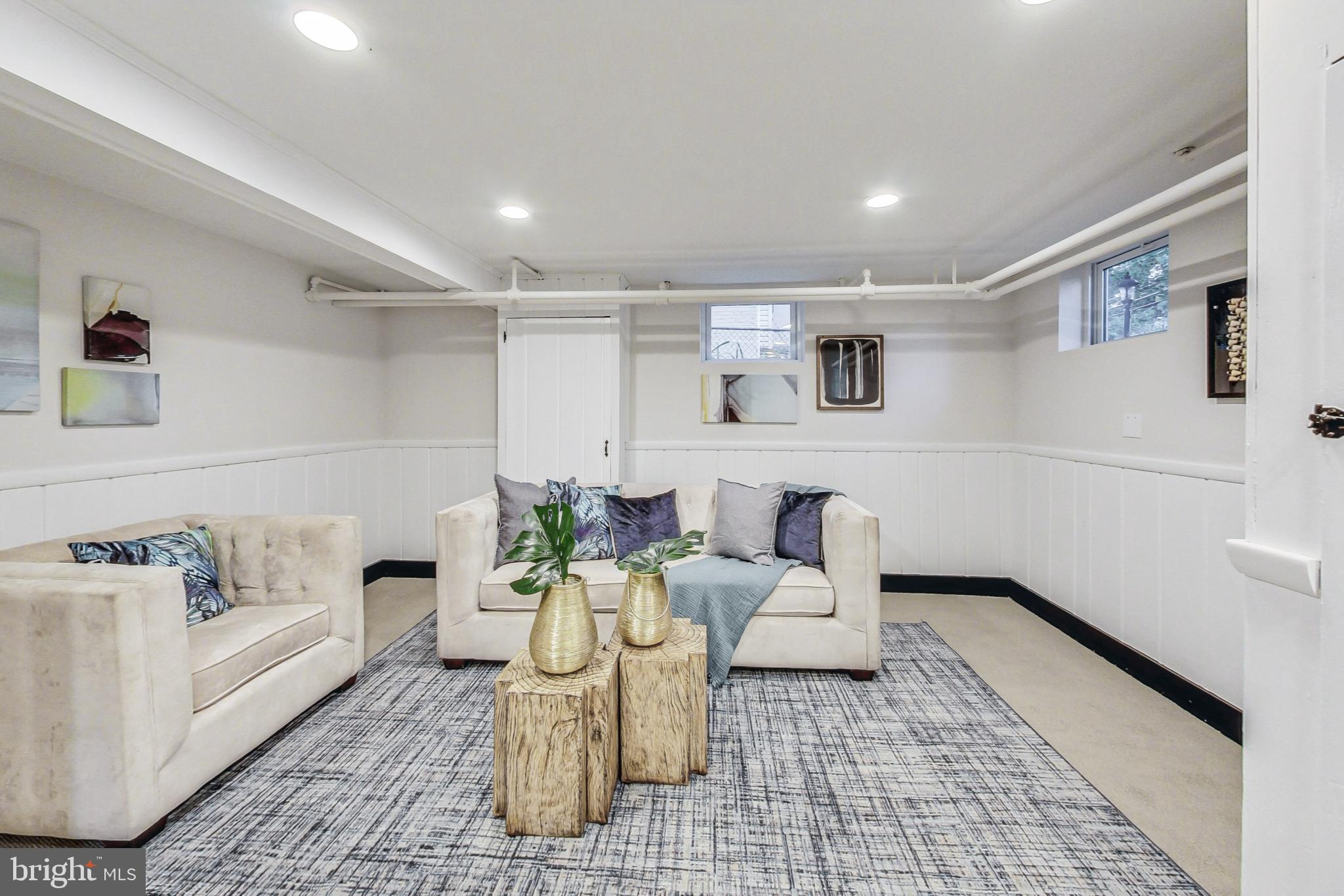 INDIAN SPRING PARK - Residential