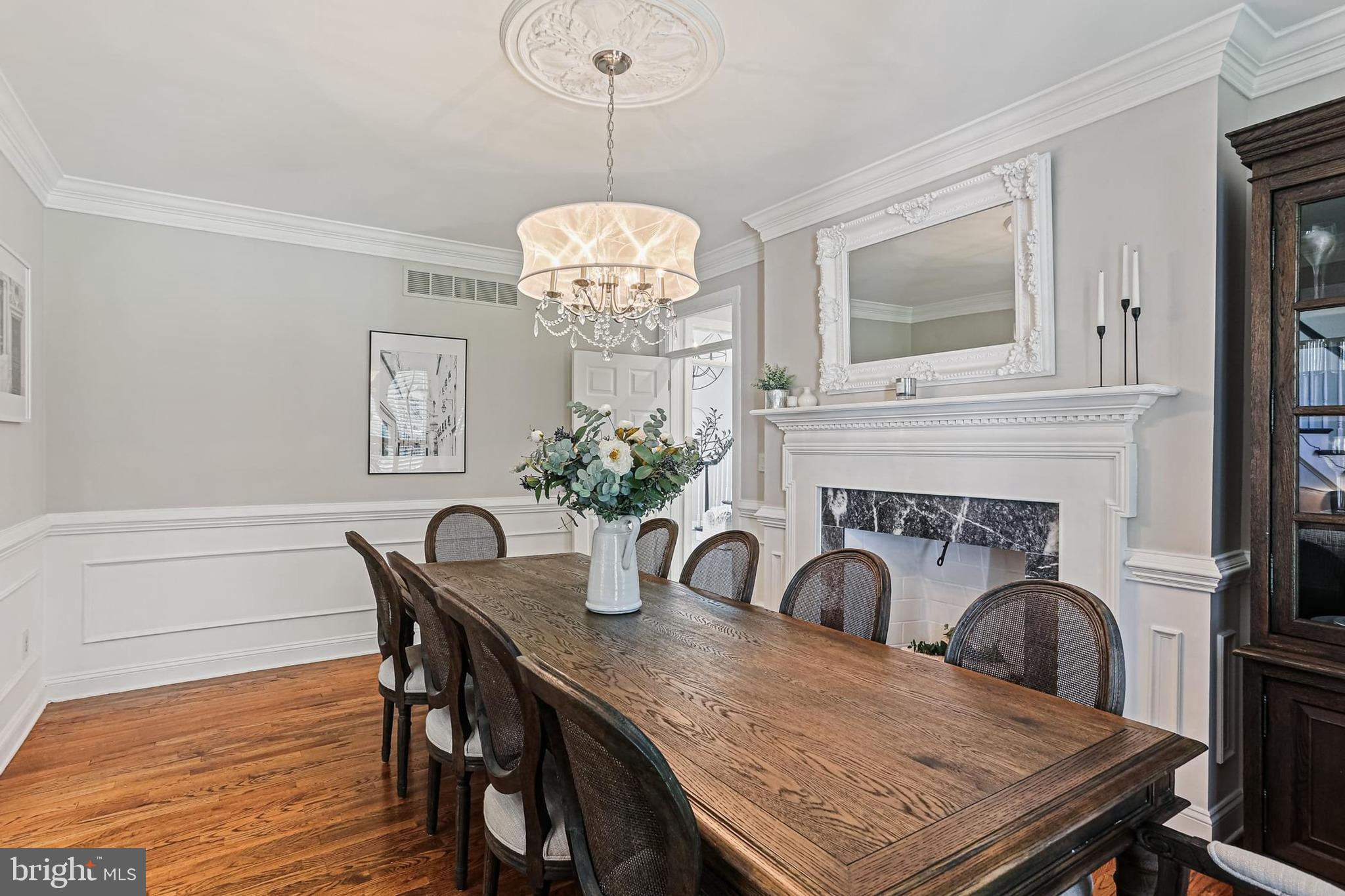 TRIADELPHIA WOODS - Residential