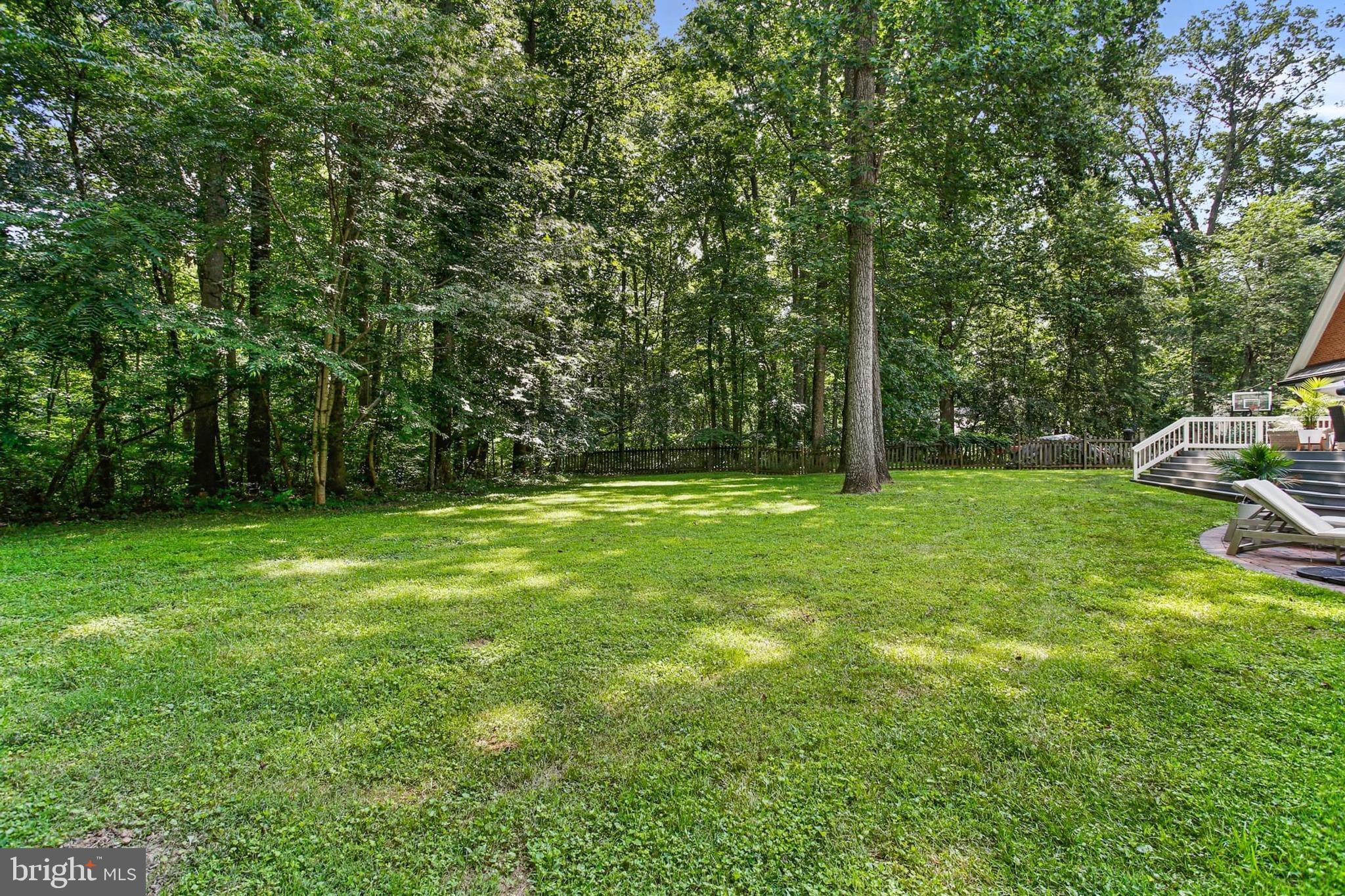 TRIADELPHIA WOODS - Residential