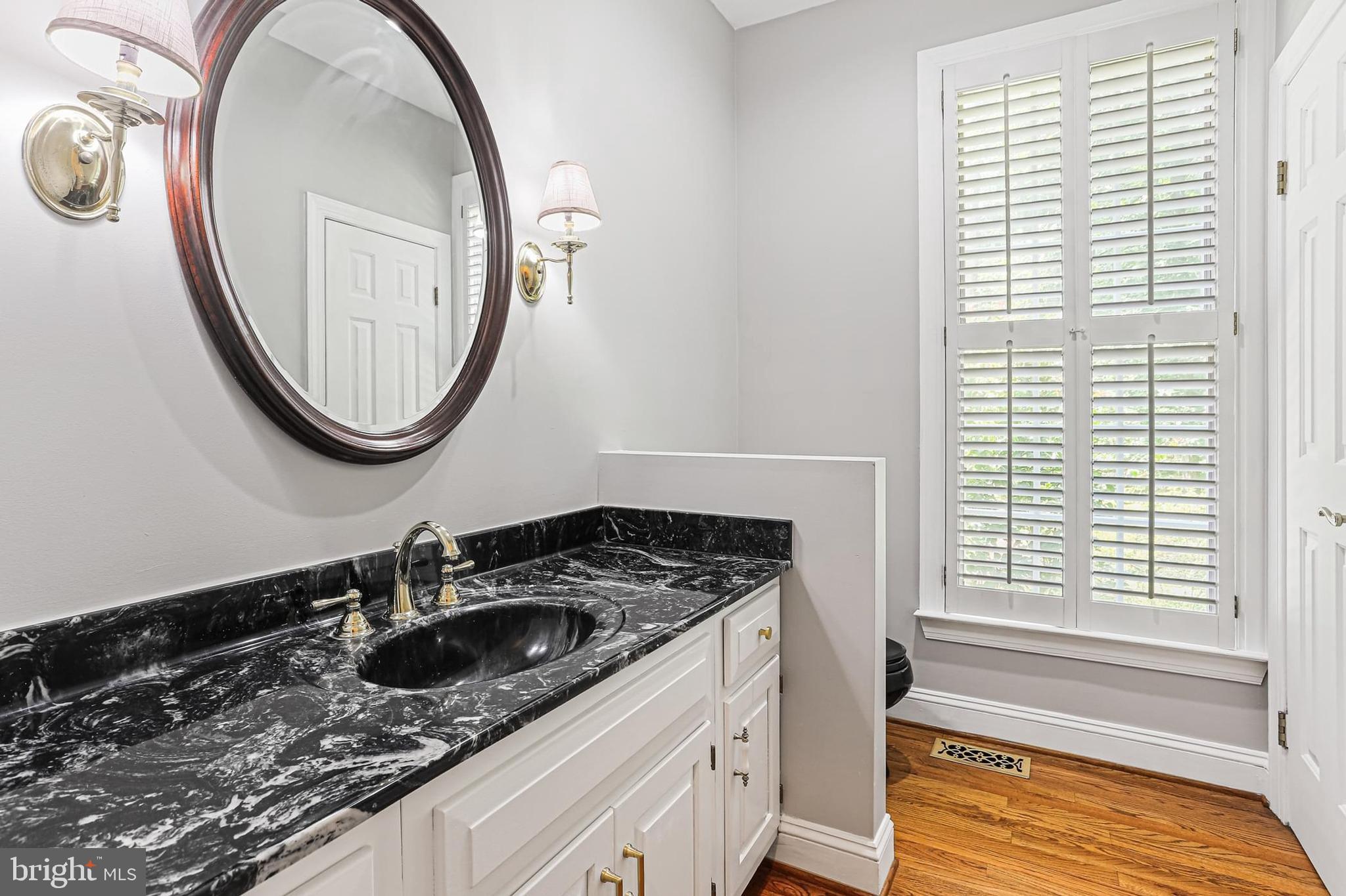 TRIADELPHIA WOODS - Residential