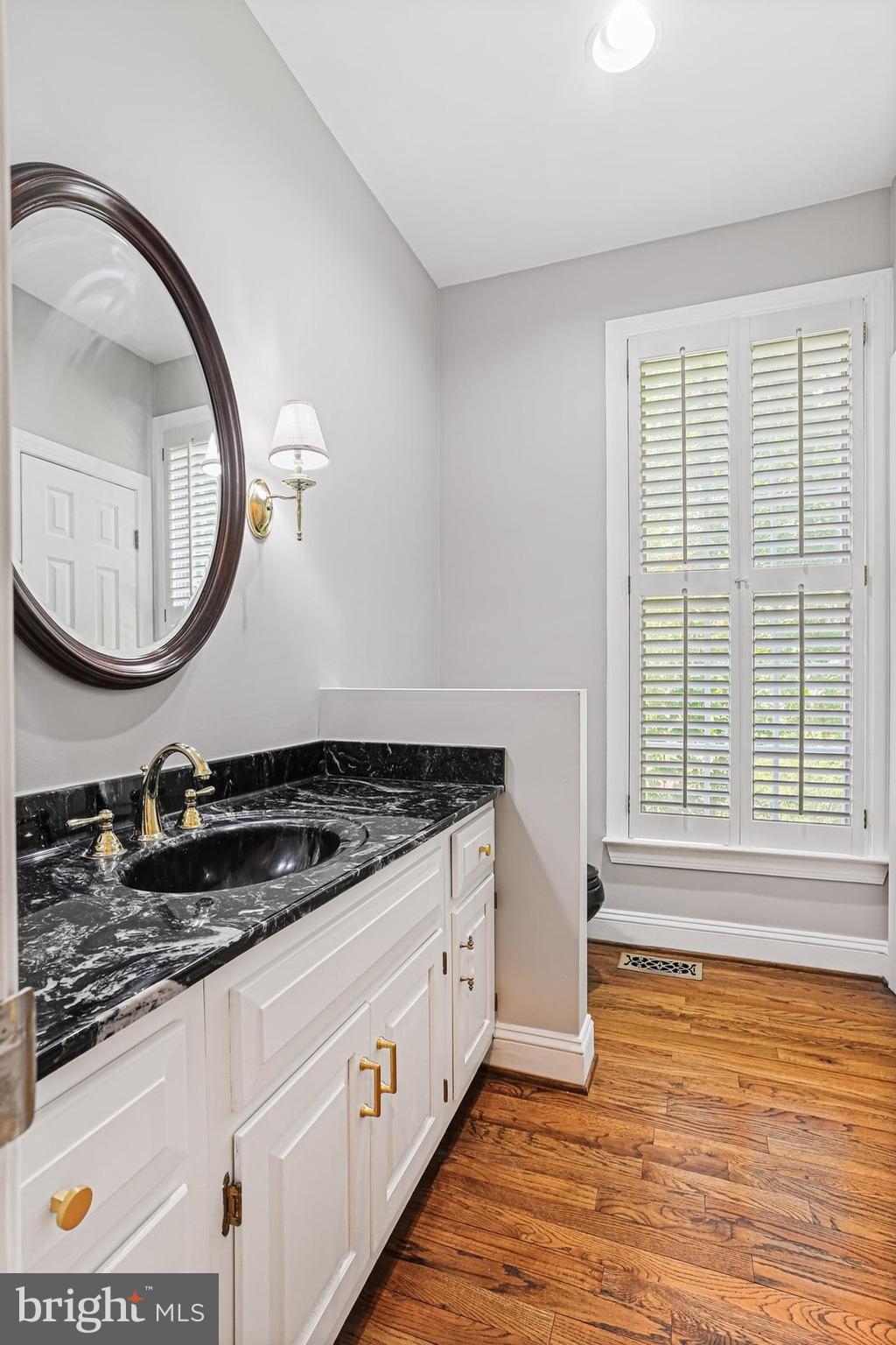 TRIADELPHIA WOODS - Residential