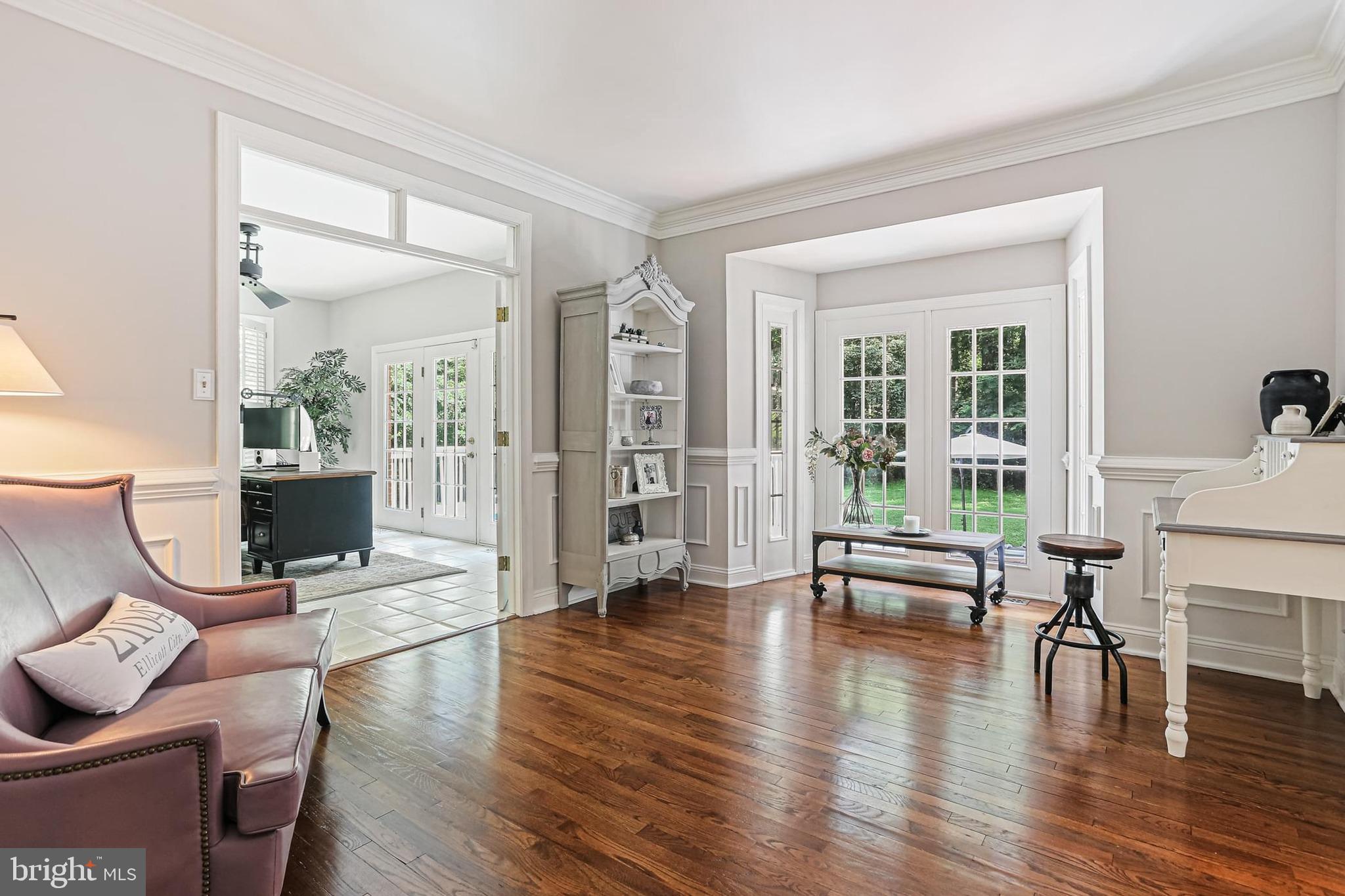 TRIADELPHIA WOODS - Residential