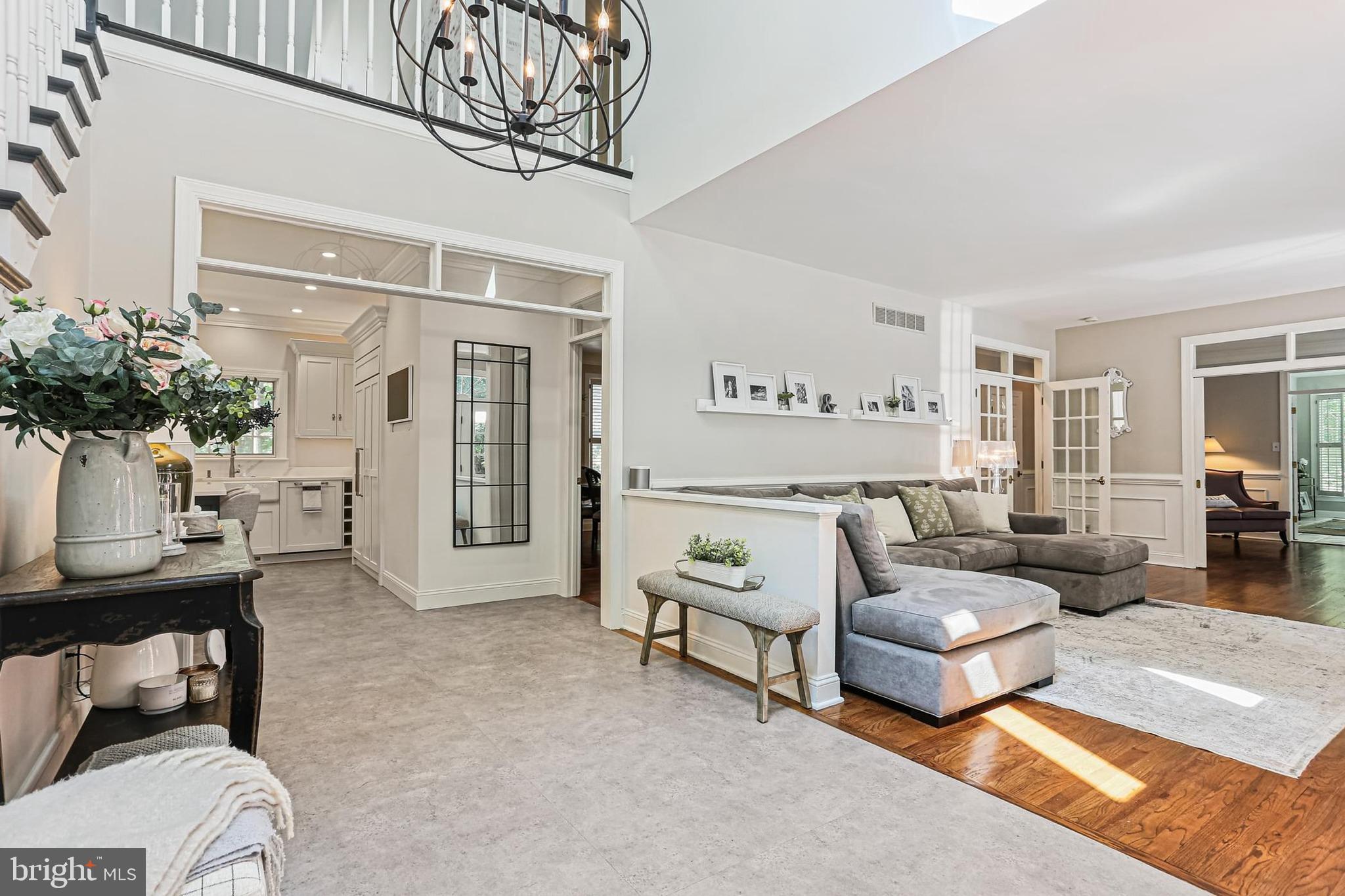 TRIADELPHIA WOODS - Residential