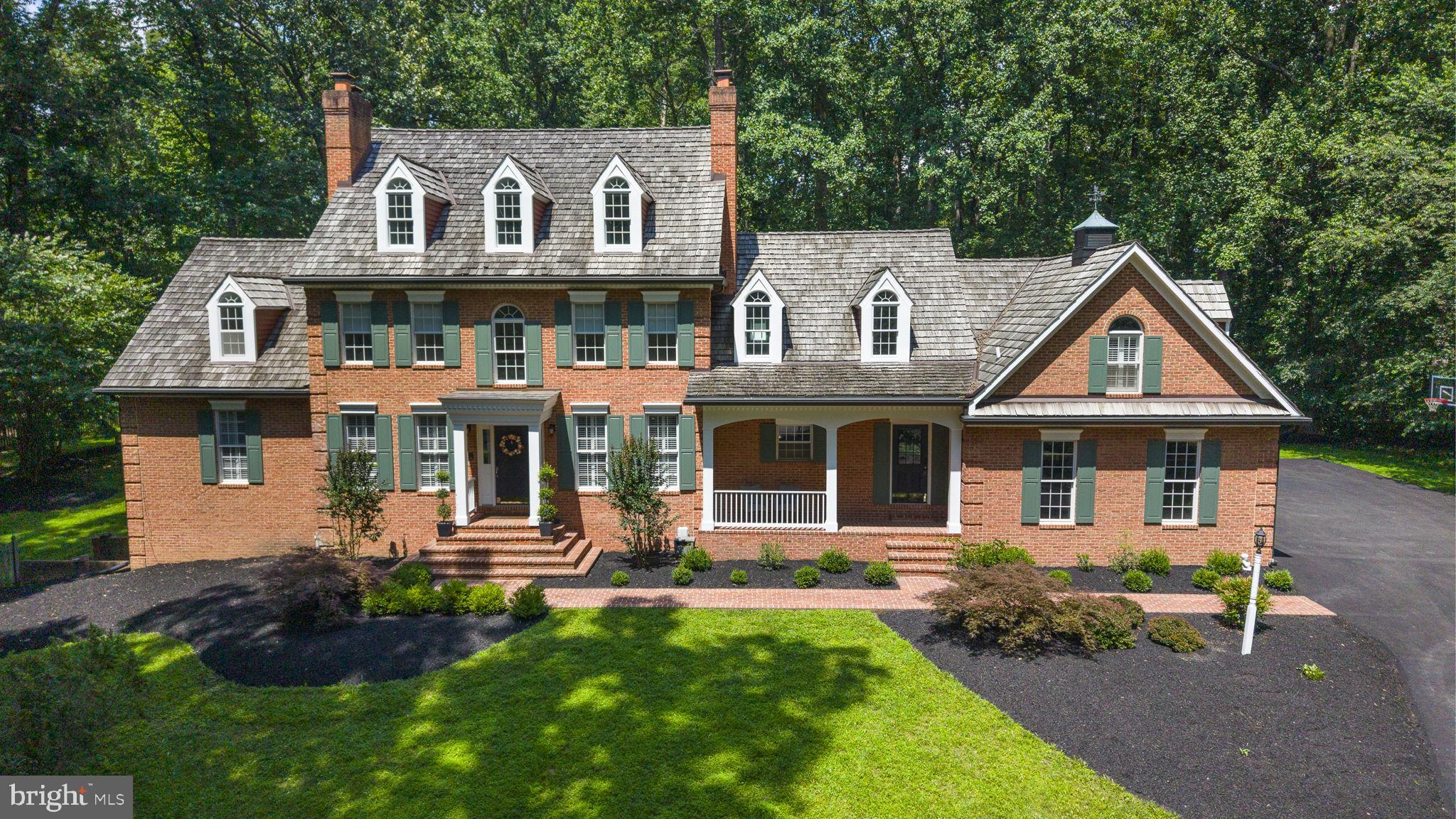 TRIADELPHIA WOODS - Residential