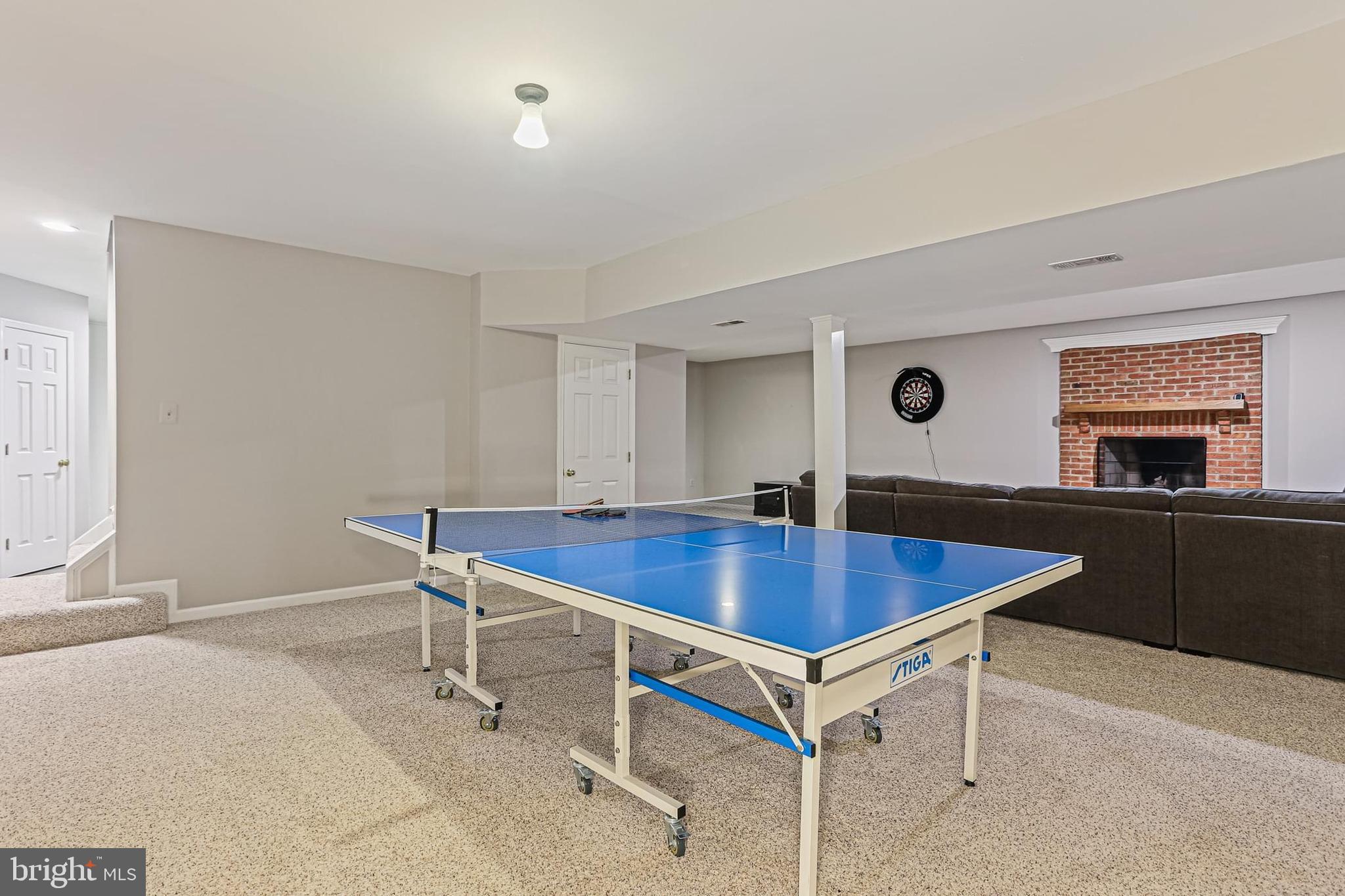 TRIADELPHIA WOODS - Residential