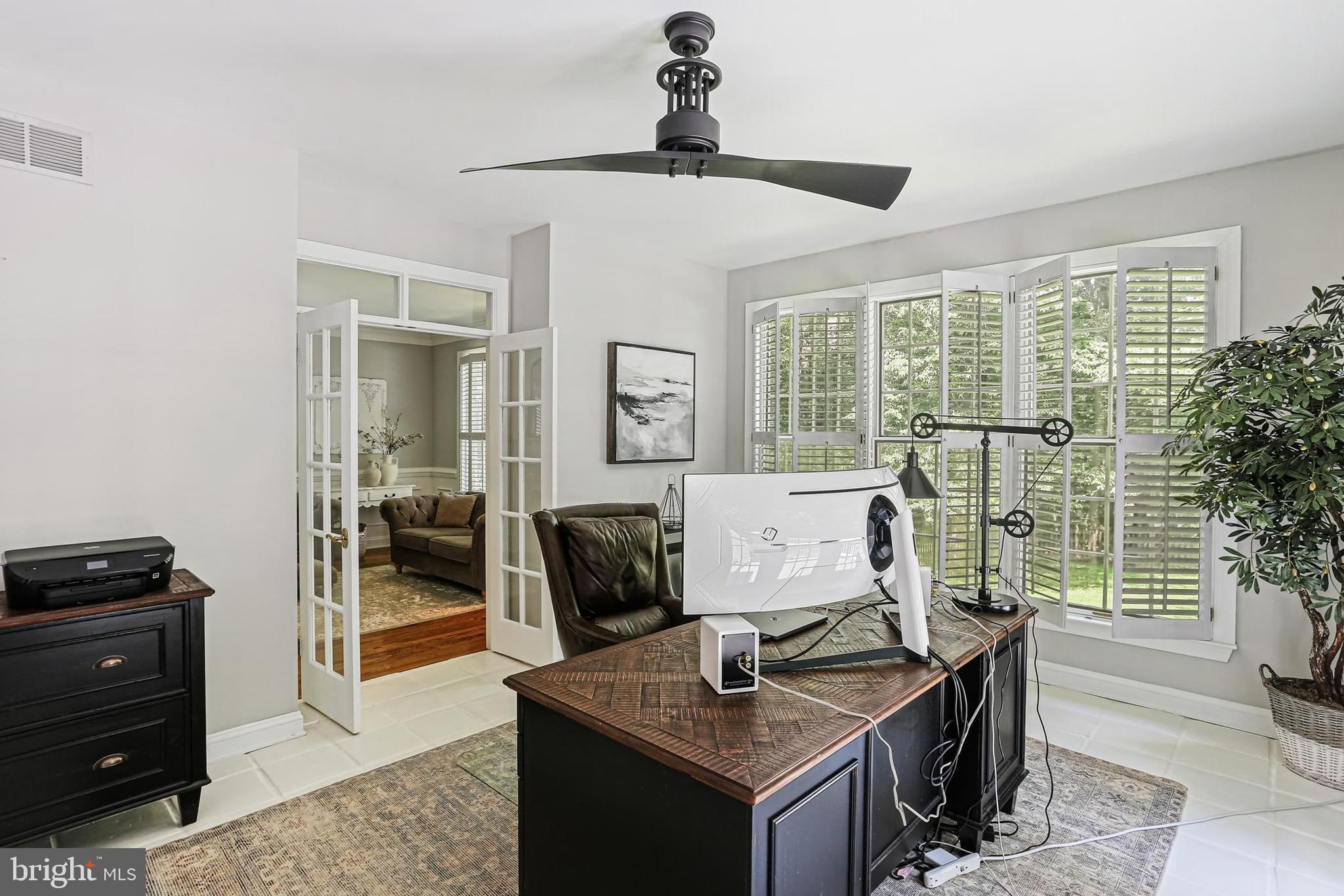 TRIADELPHIA WOODS - Residential