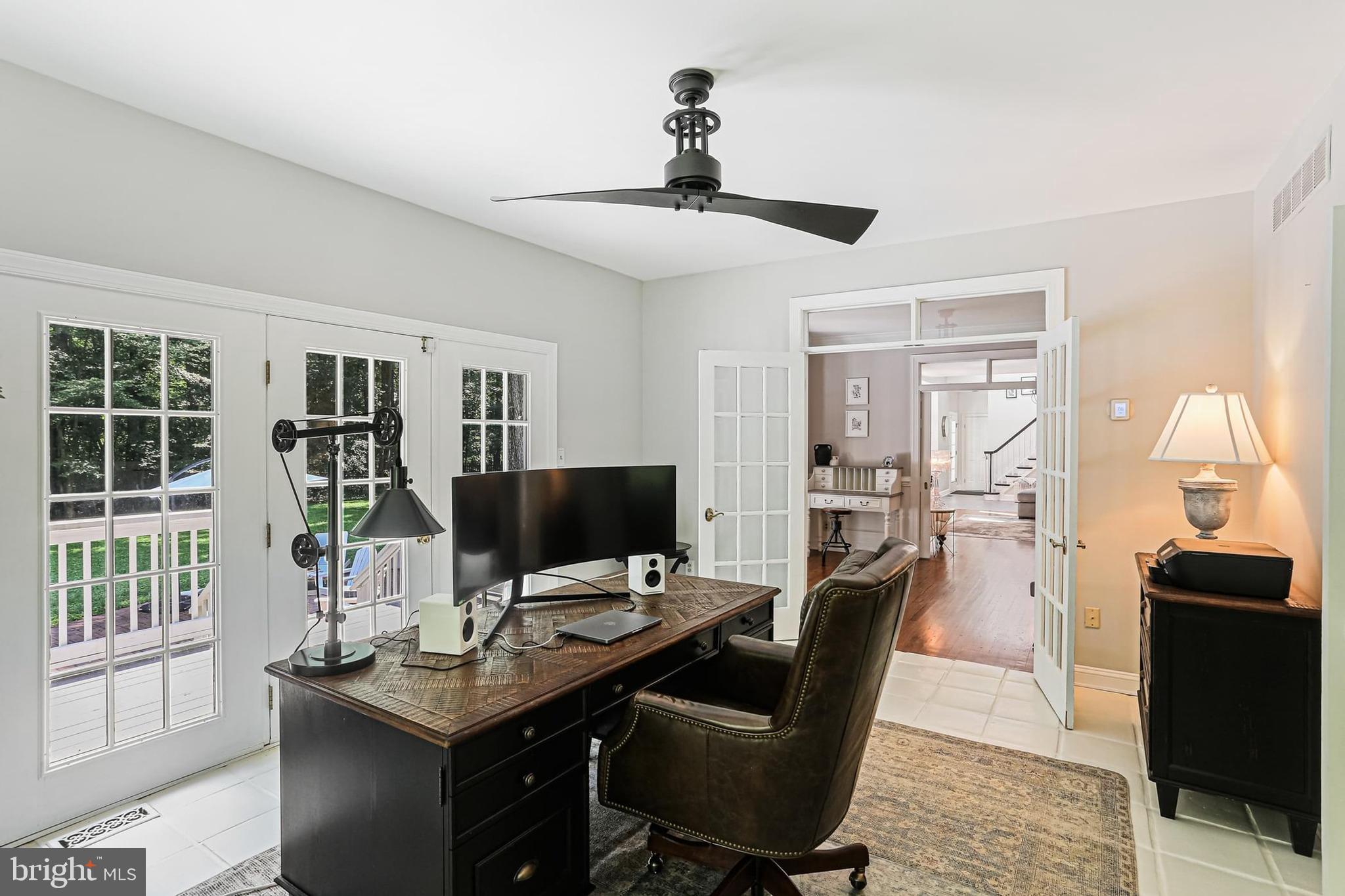 TRIADELPHIA WOODS - Residential