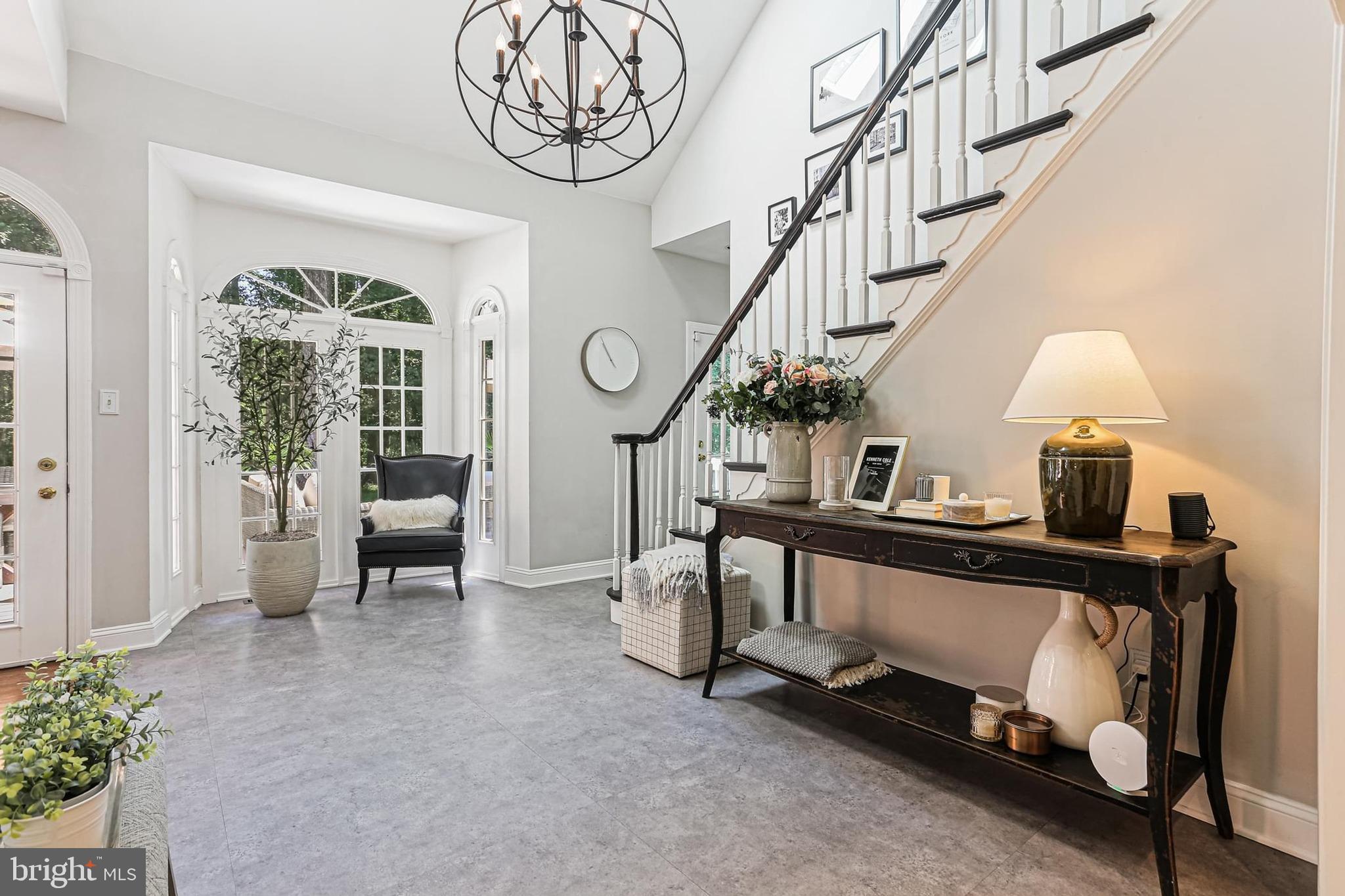 TRIADELPHIA WOODS - Residential