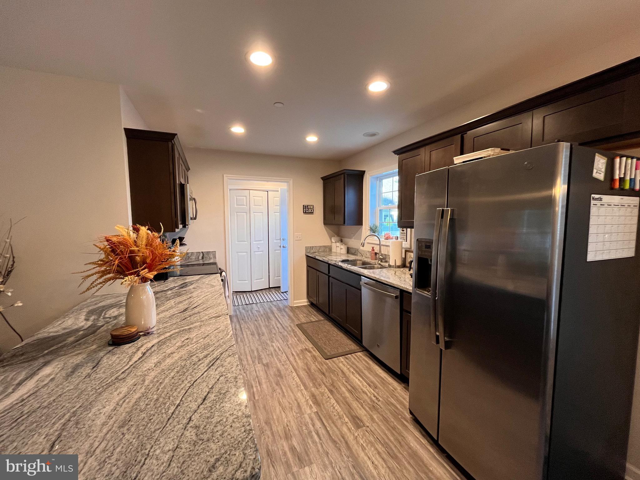 ARCADIA VILLAGE - Residential