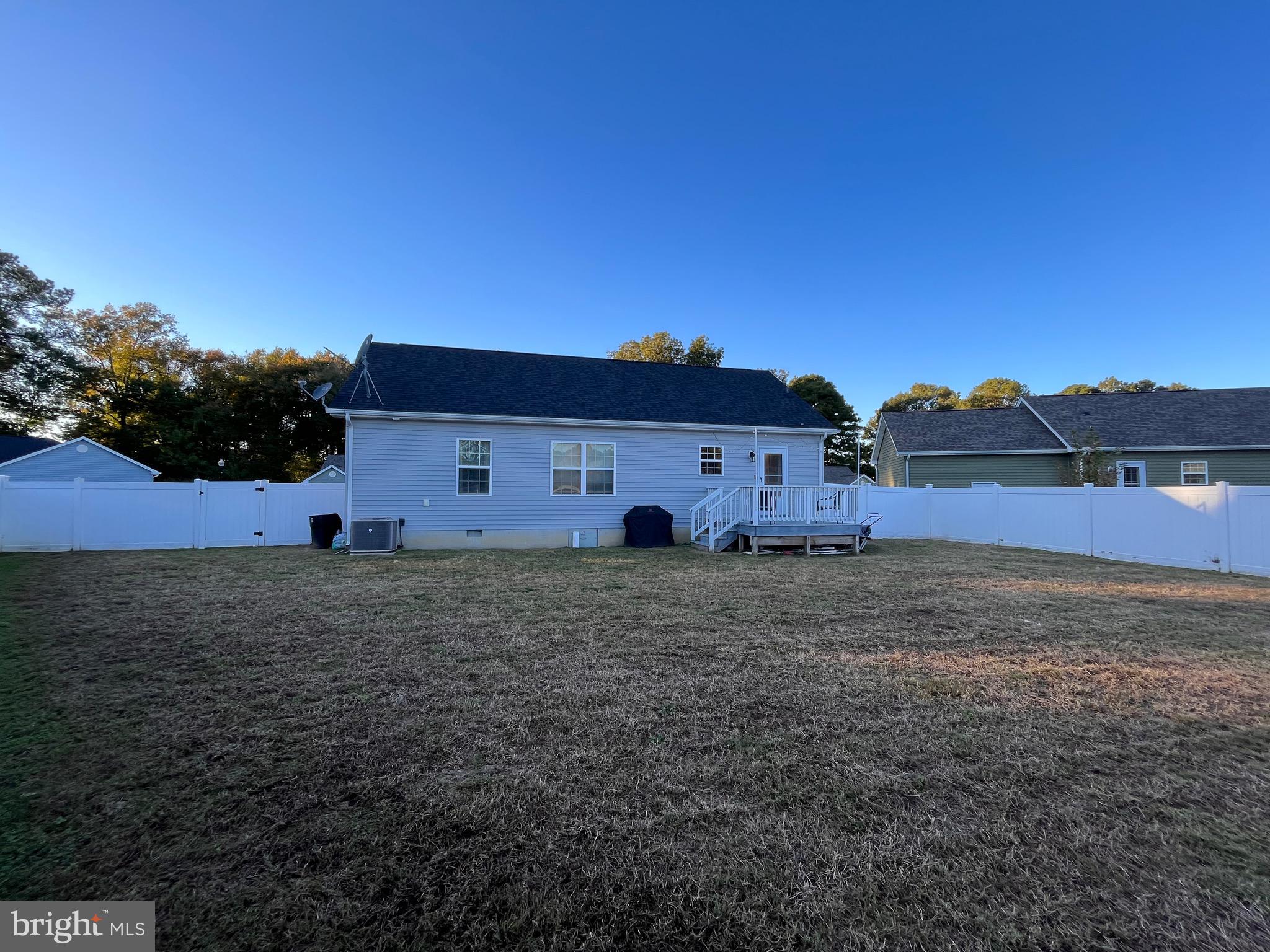 ARCADIA VILLAGE - Residential