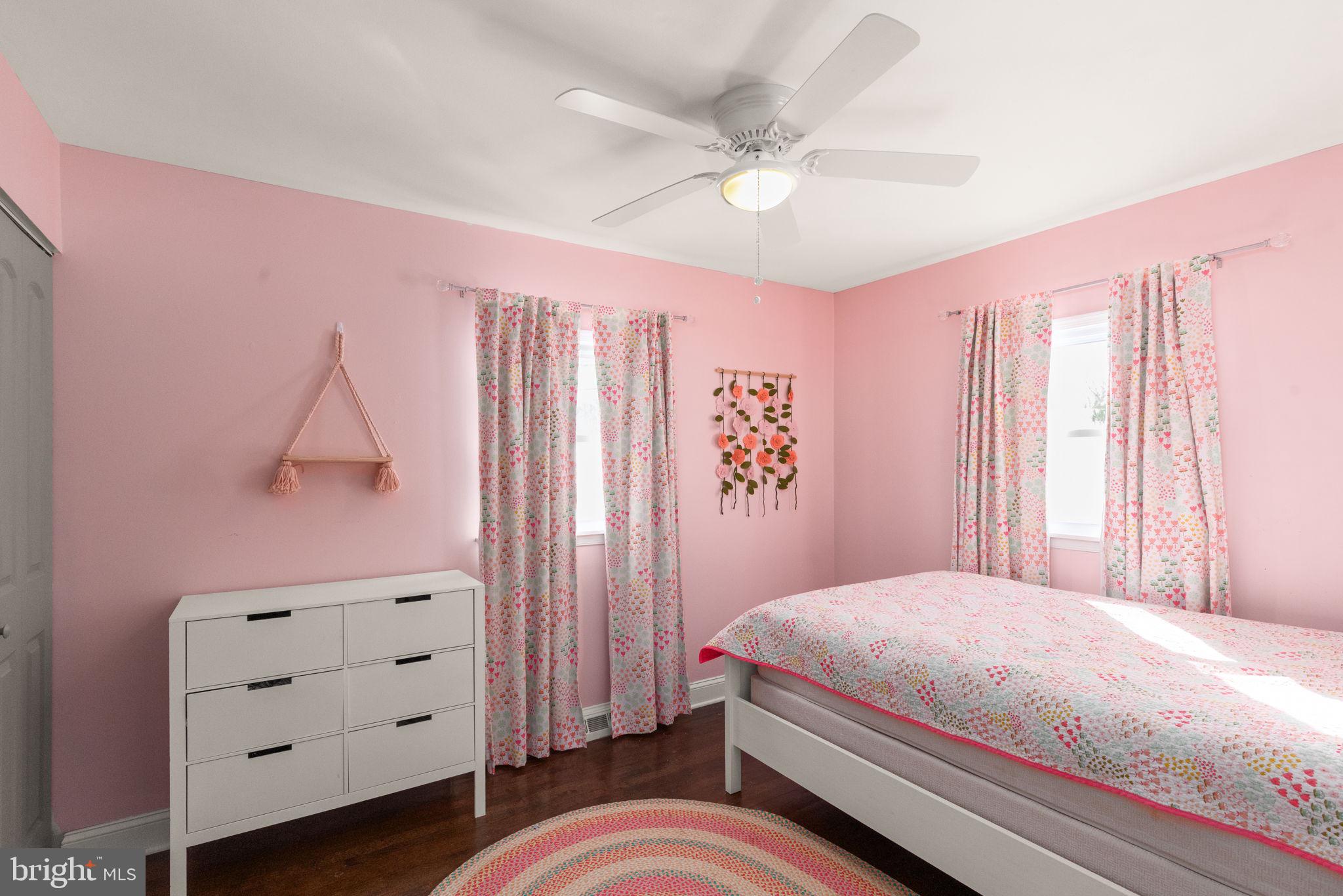 NORTHAMPTON - Residential