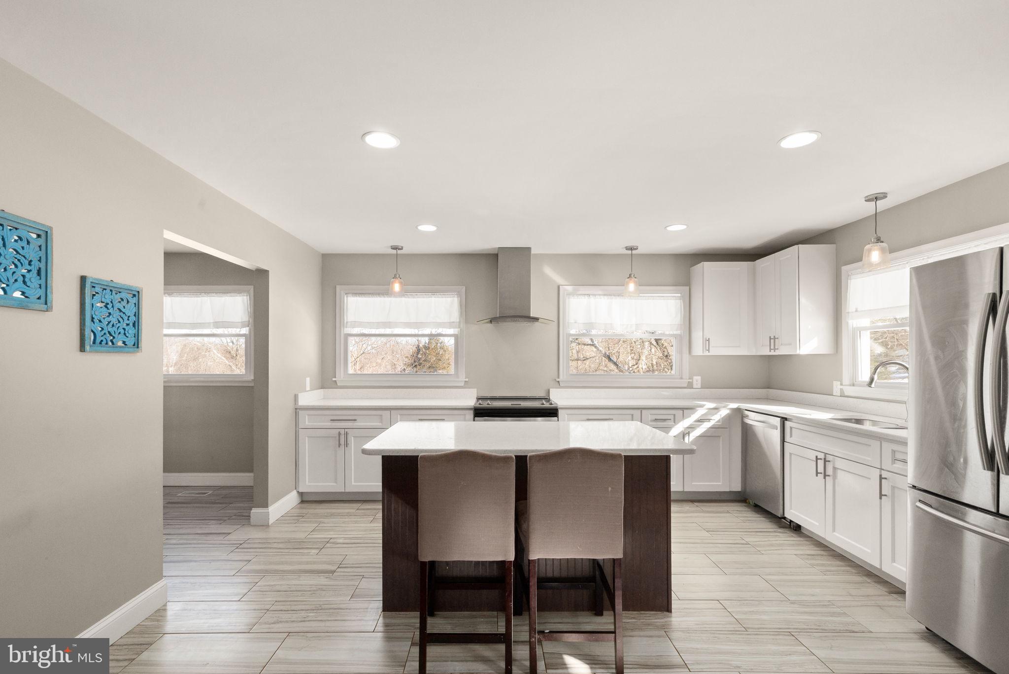 NORTHAMPTON - Residential