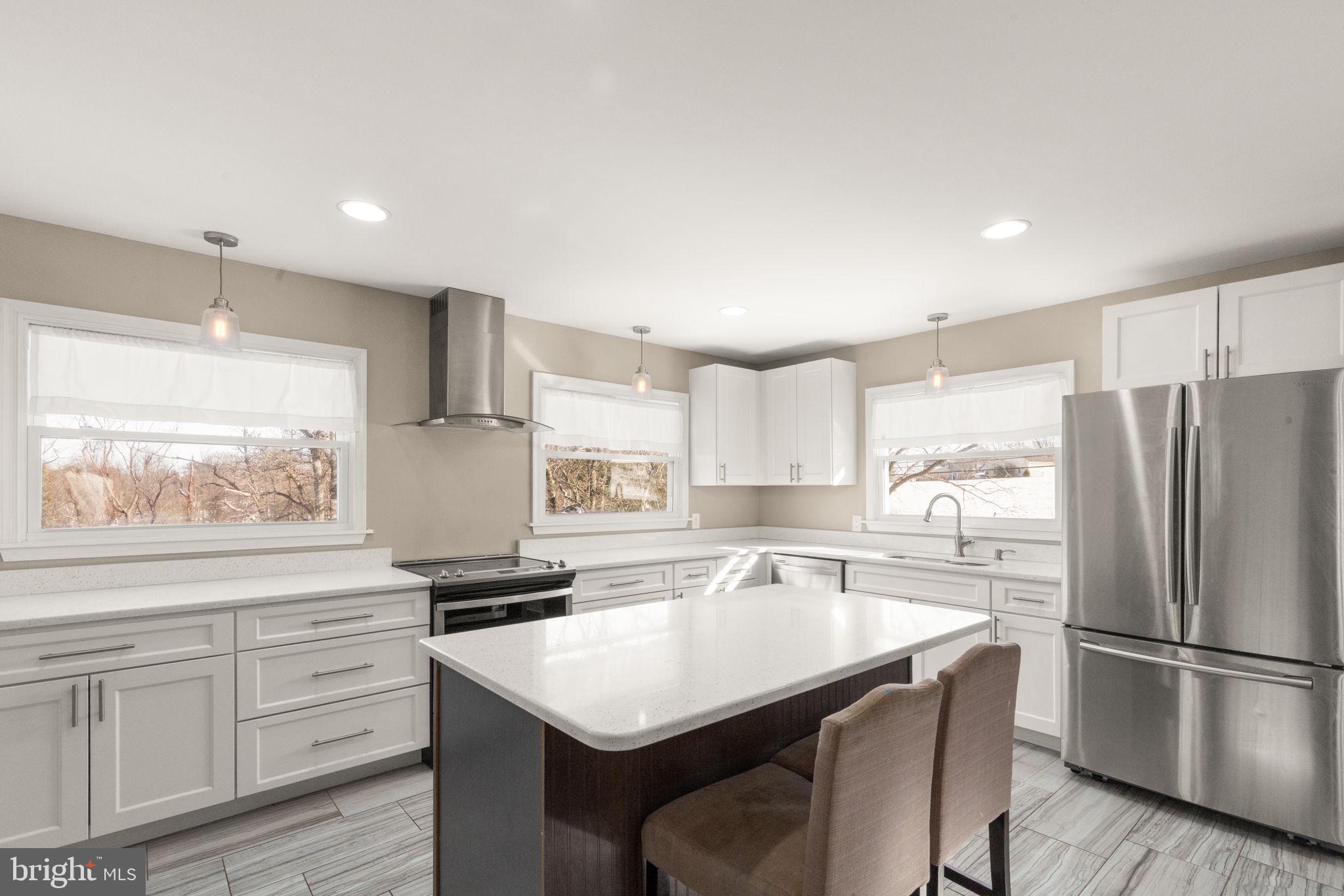 NORTHAMPTON - Residential