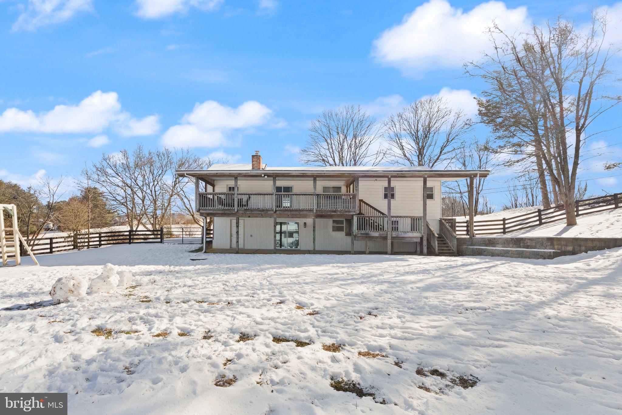 NORTHAMPTON - Residential