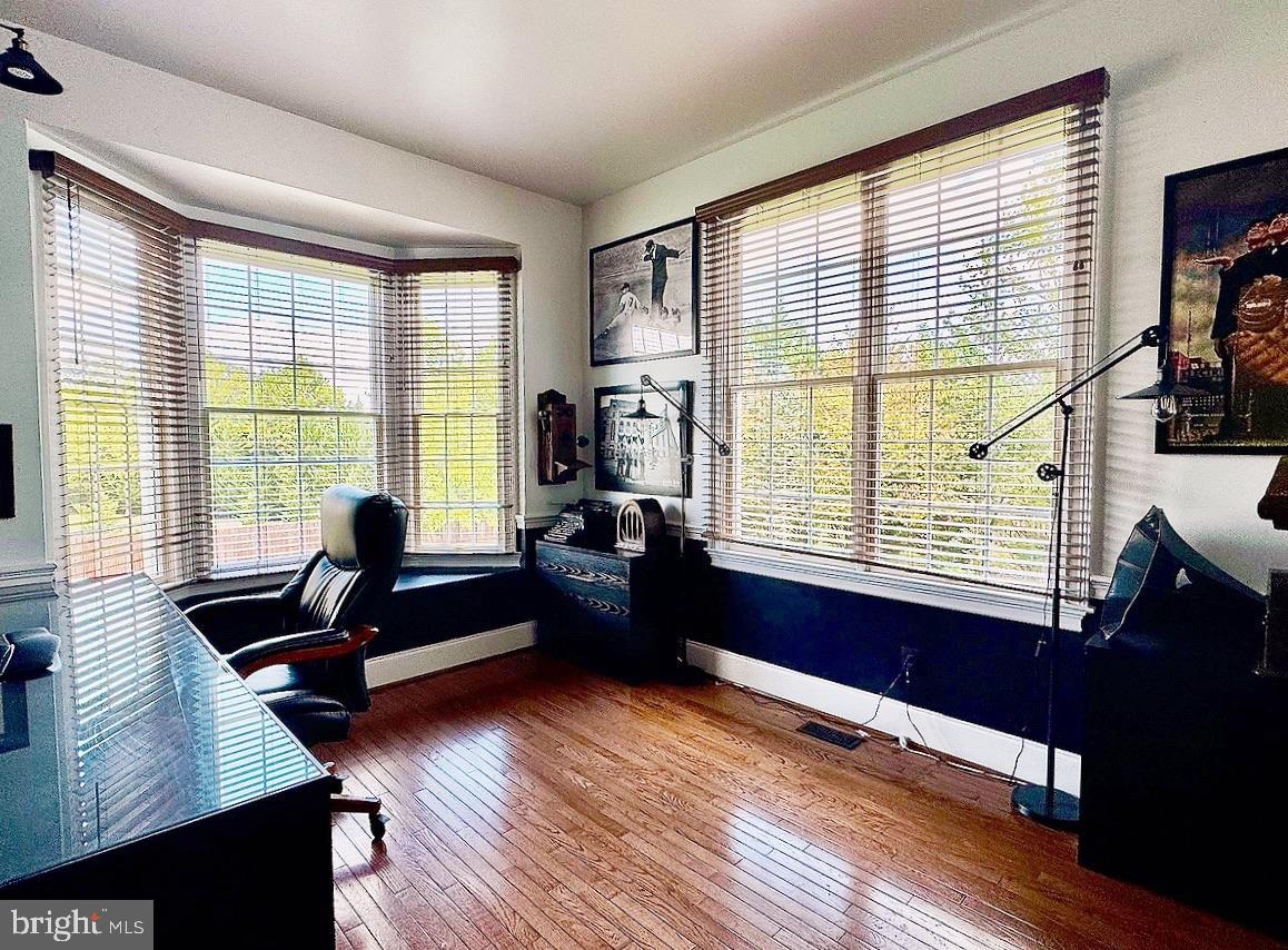 LOUDOUN VALLEY ESTATES - Residential