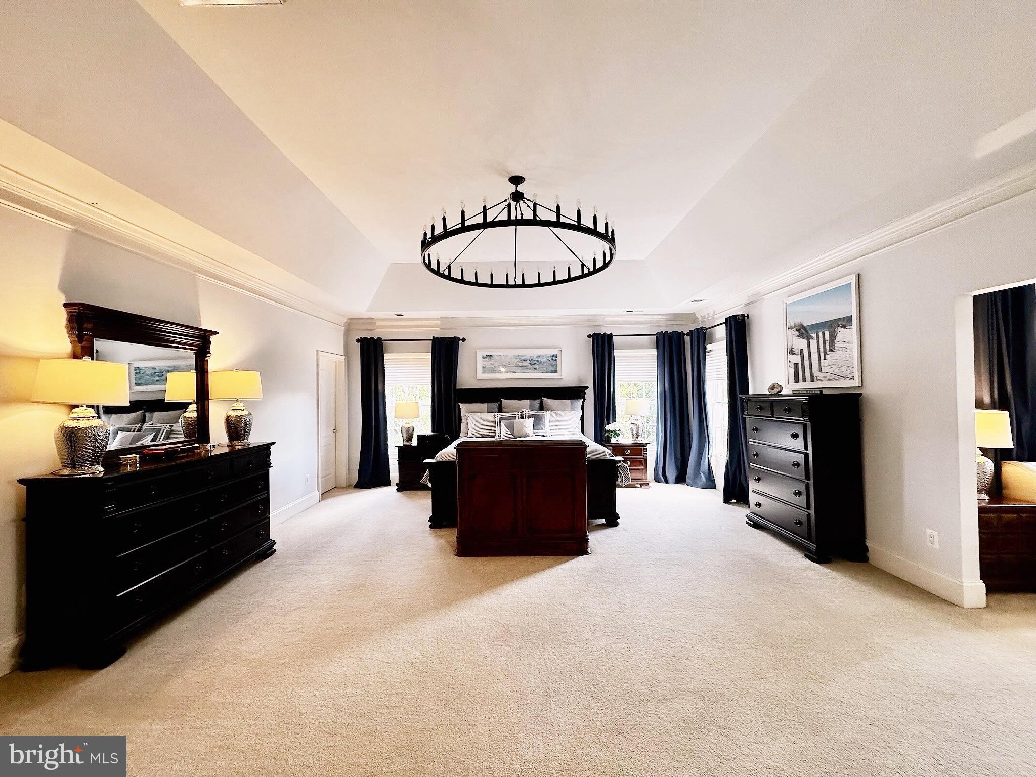 LOUDOUN VALLEY ESTATES - Residential