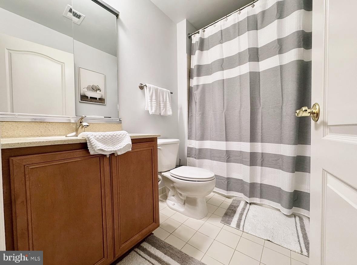 LOUDOUN VALLEY ESTATES - Residential