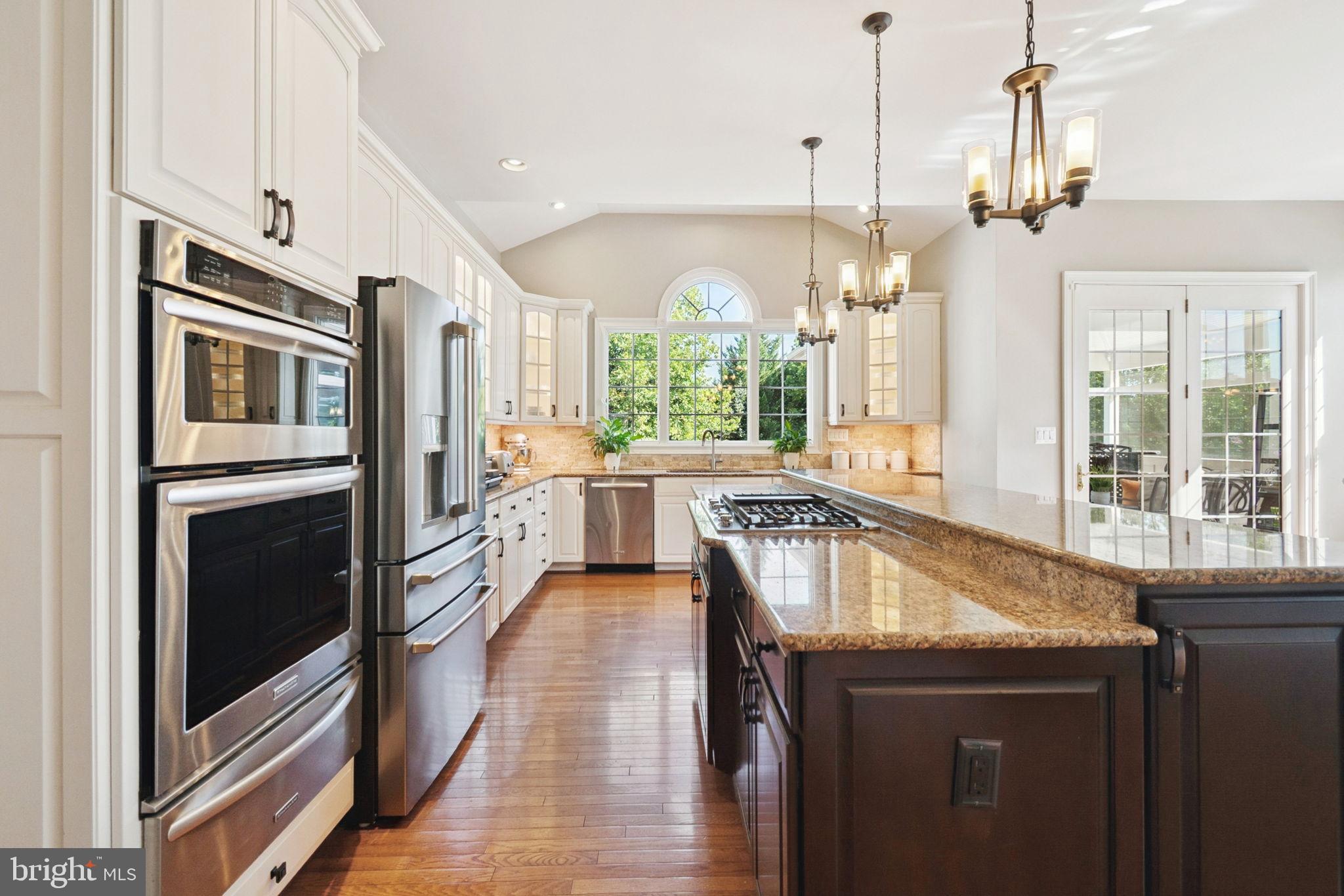 LOUDOUN VALLEY ESTATES - Residential