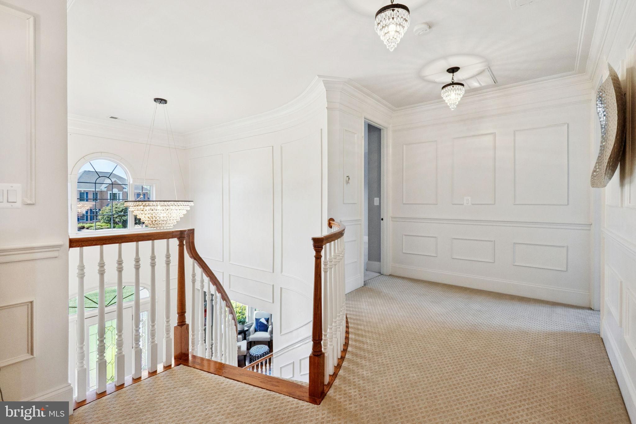 LOUDOUN VALLEY ESTATES - Residential