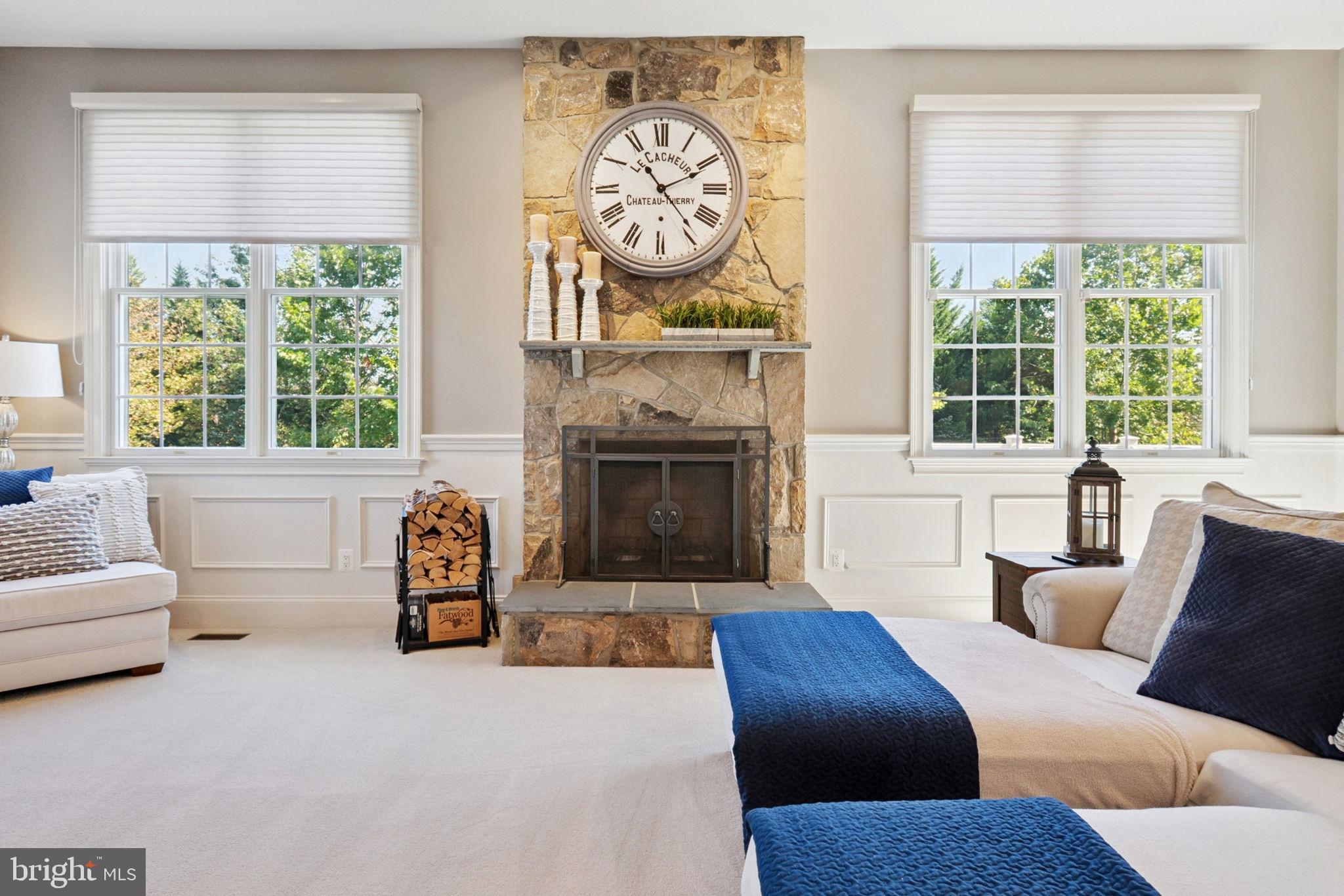 LOUDOUN VALLEY ESTATES - Residential