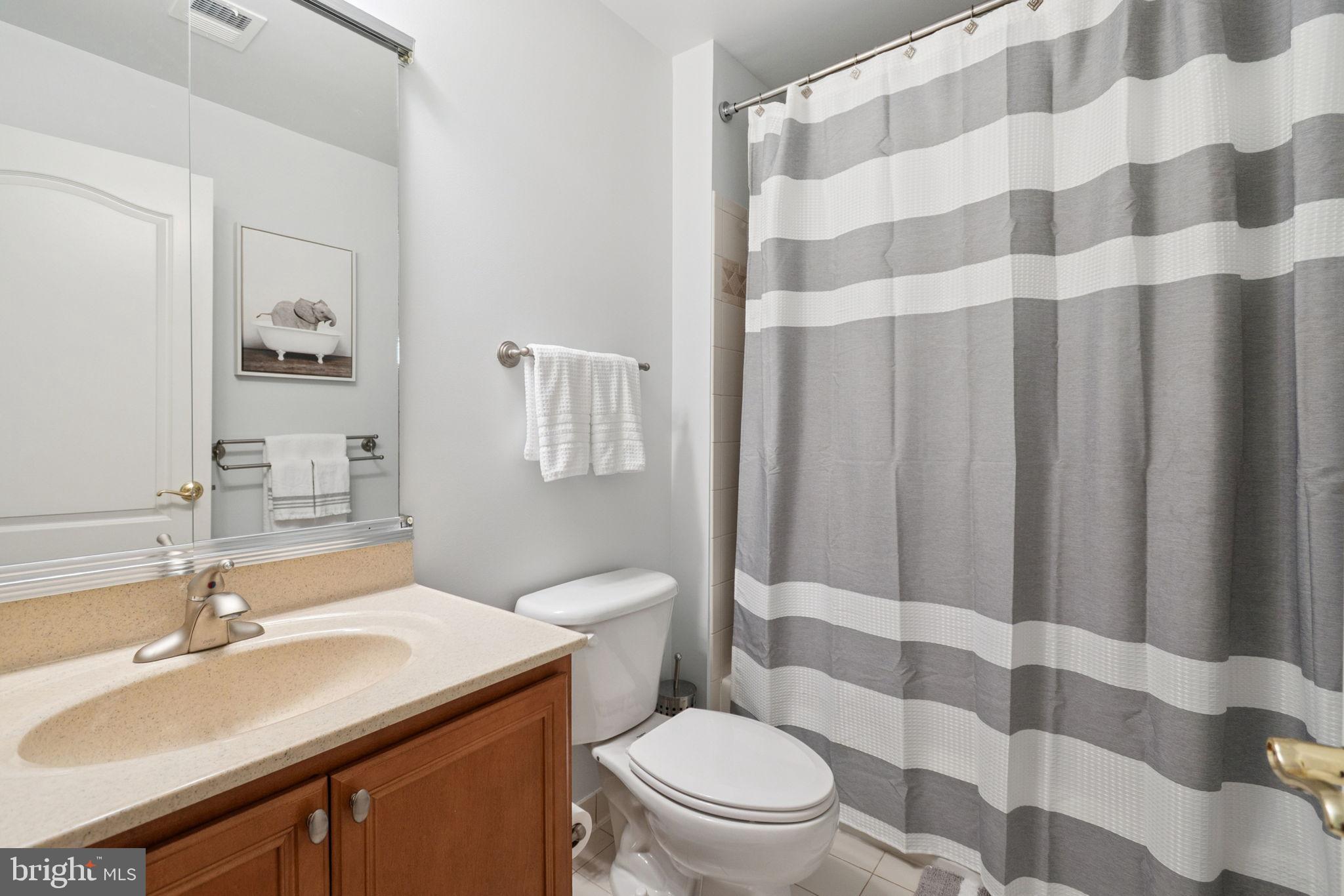 LOUDOUN VALLEY ESTATES - Residential