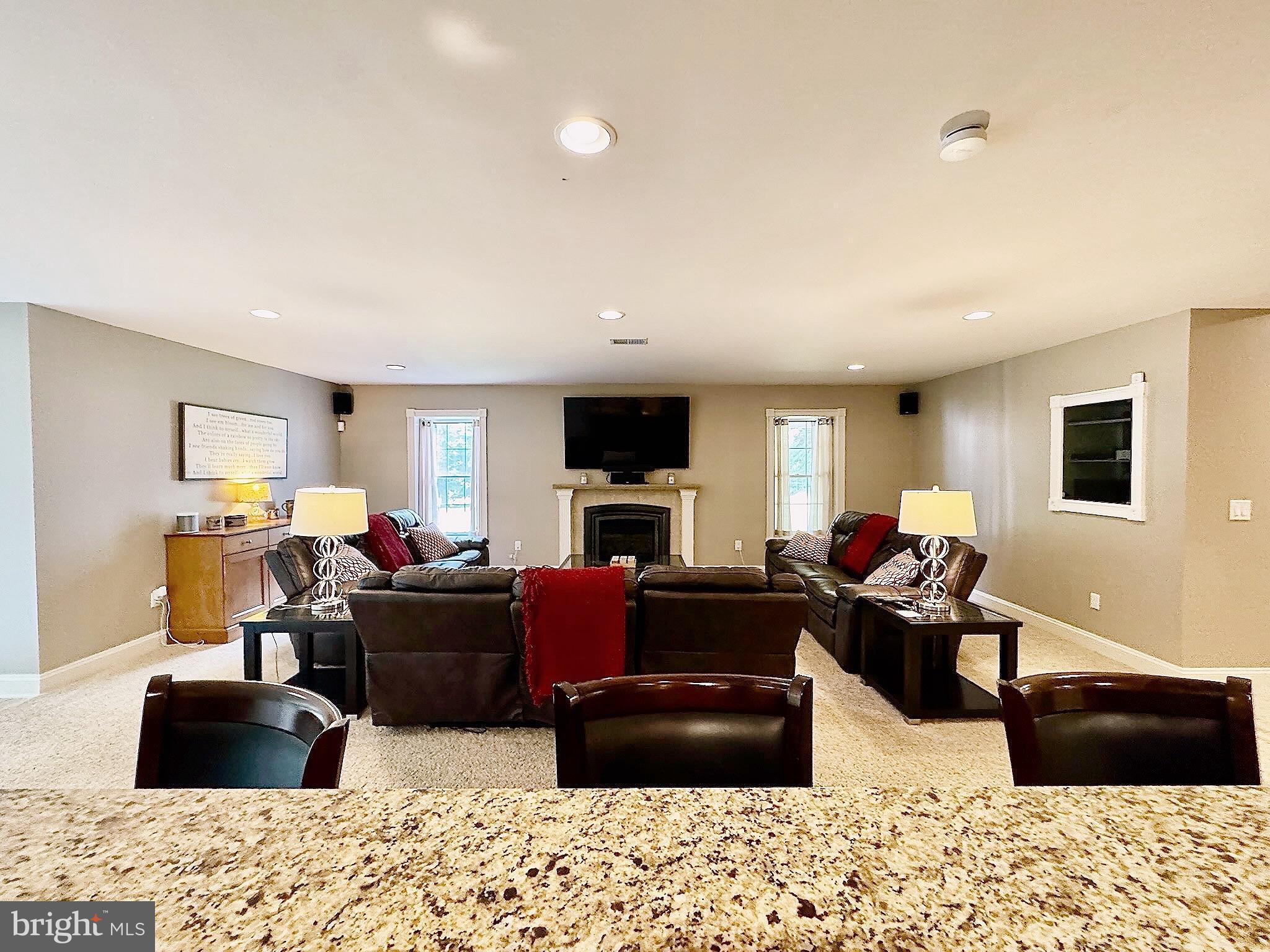 LOUDOUN VALLEY ESTATES - Residential